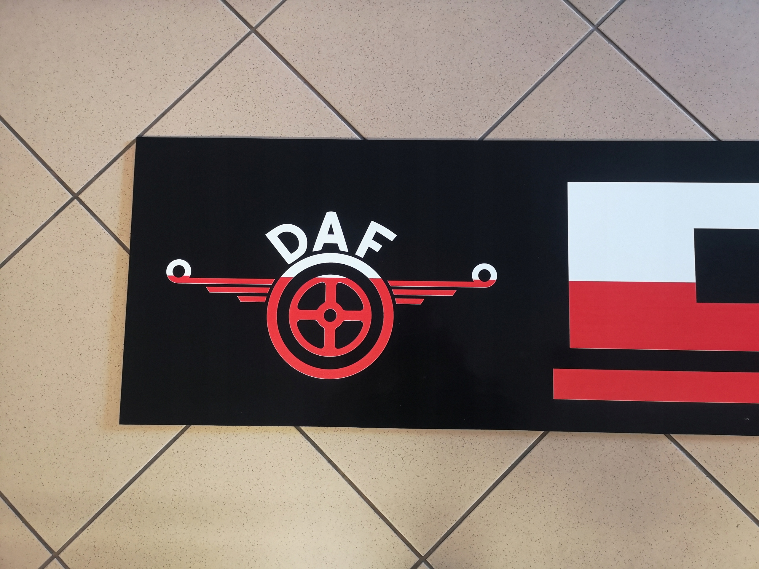 Chlapacz fartuch naczepy przyczepy DAF POLSKA Installation side Rear