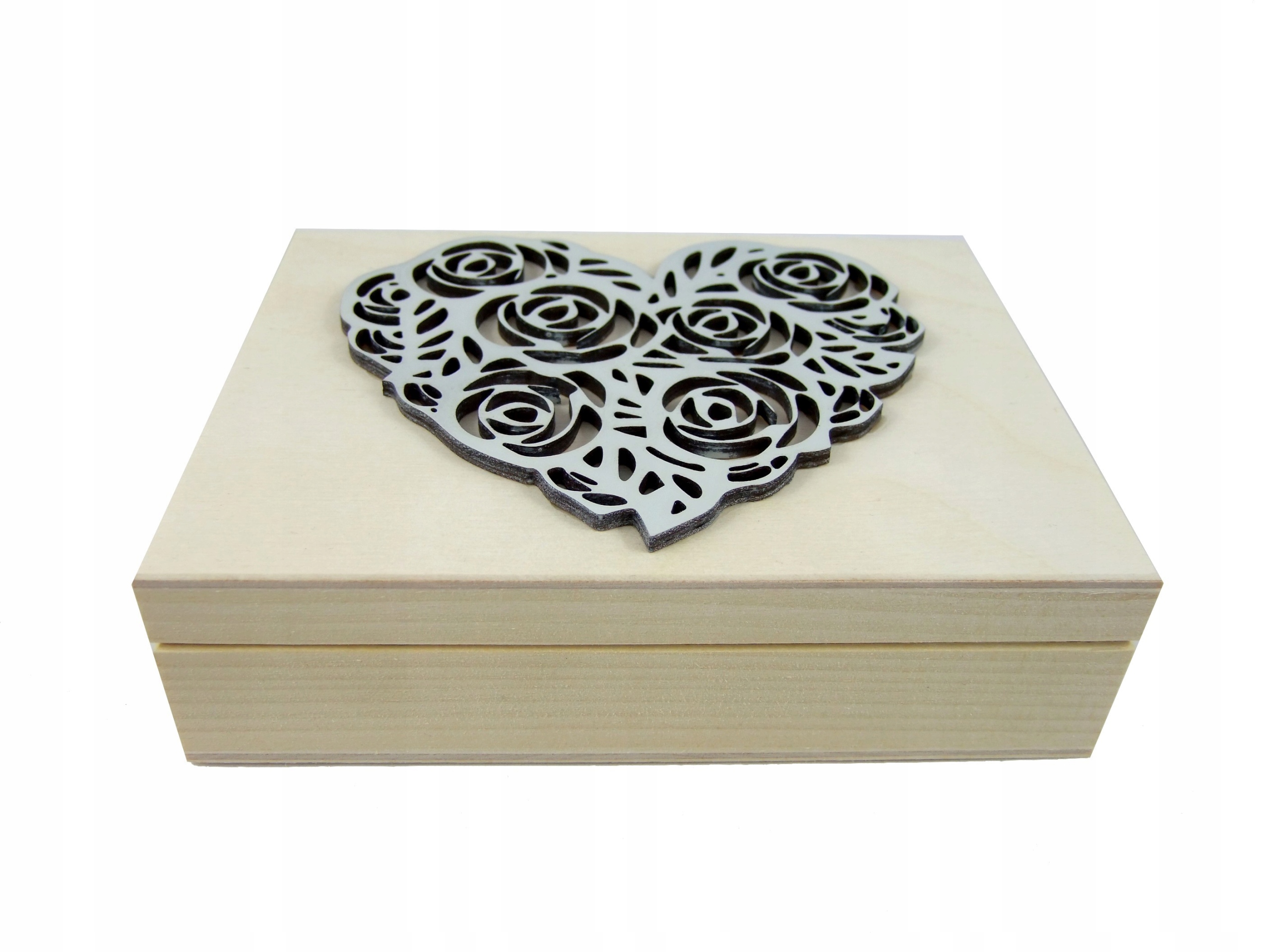 Szkatułka Na Obrączki Trzy Serca Ważne Daty Wzory Kolor dominujący beże i brązy