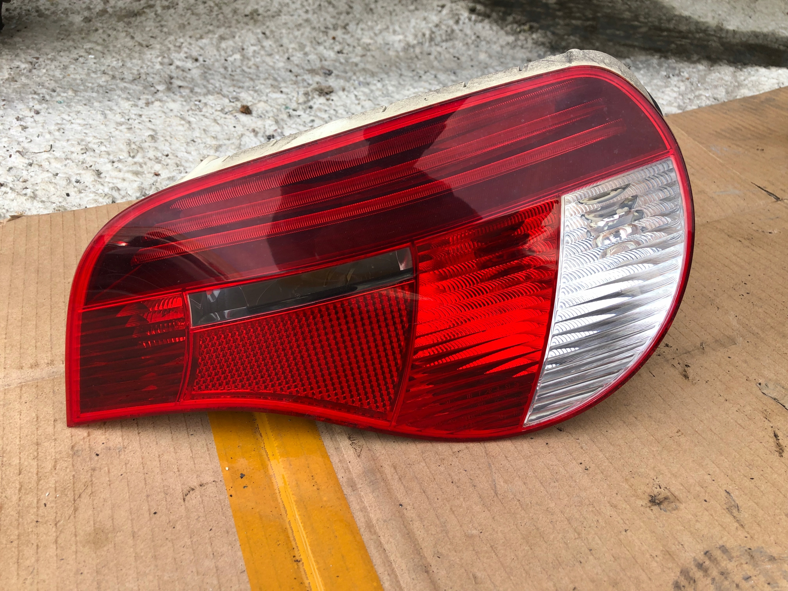 ФАРА ПРАВА ЗАД. BMW Z4 E85 РЕСТАЙЛИНГ