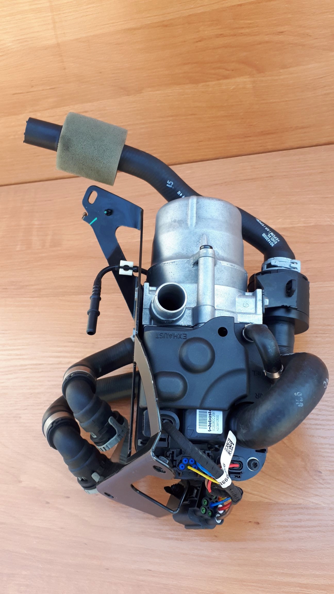 Webasto LAND ROVER Evoque GJ32 18K463BD Diesel 18r Waga produktu z opakowaniem jednostkowym 7 kg