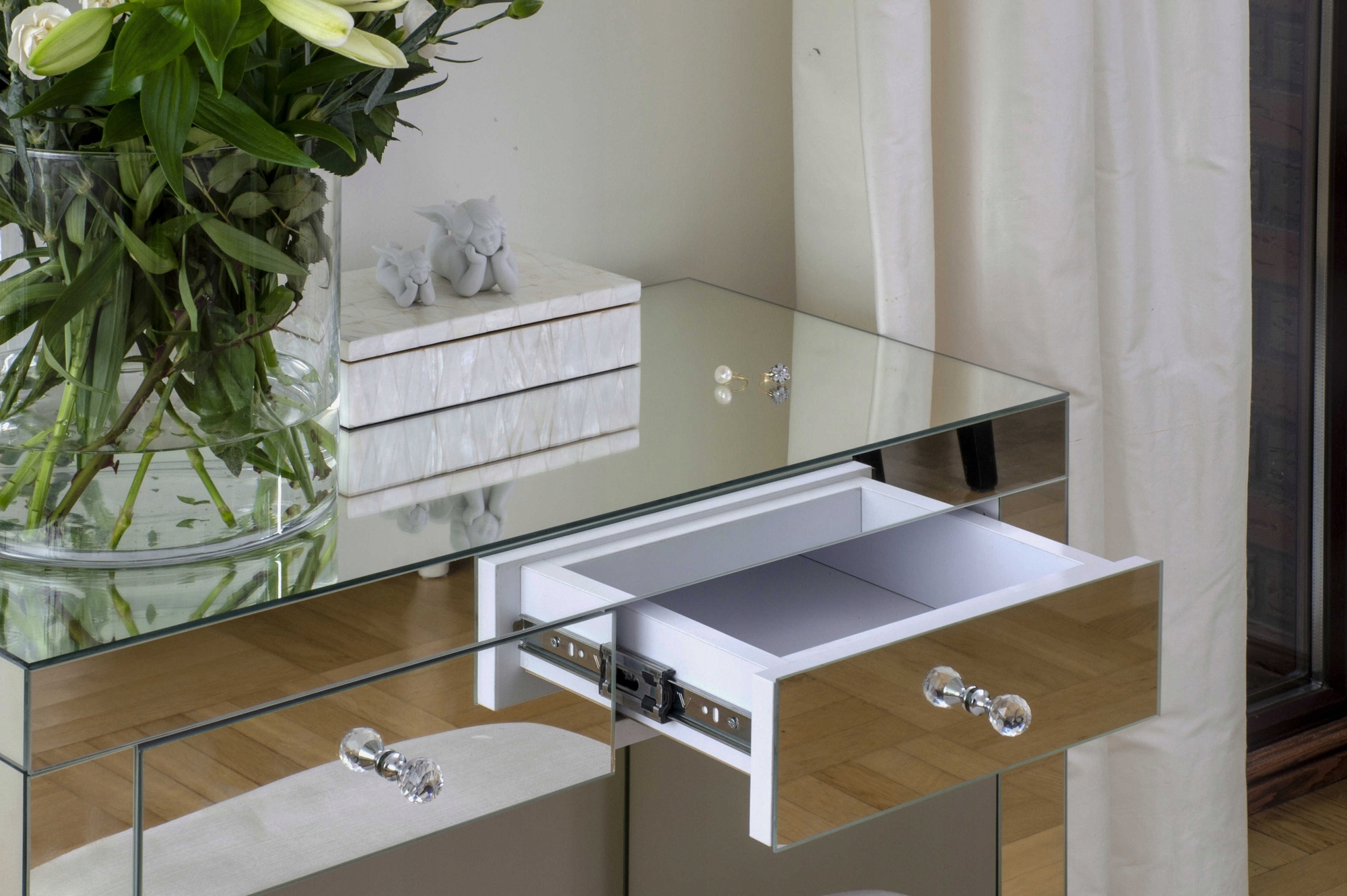 Siedzisko lustrzane LONG ISLAND, podnóżek,taboret Kolekcja LONG ISLAND