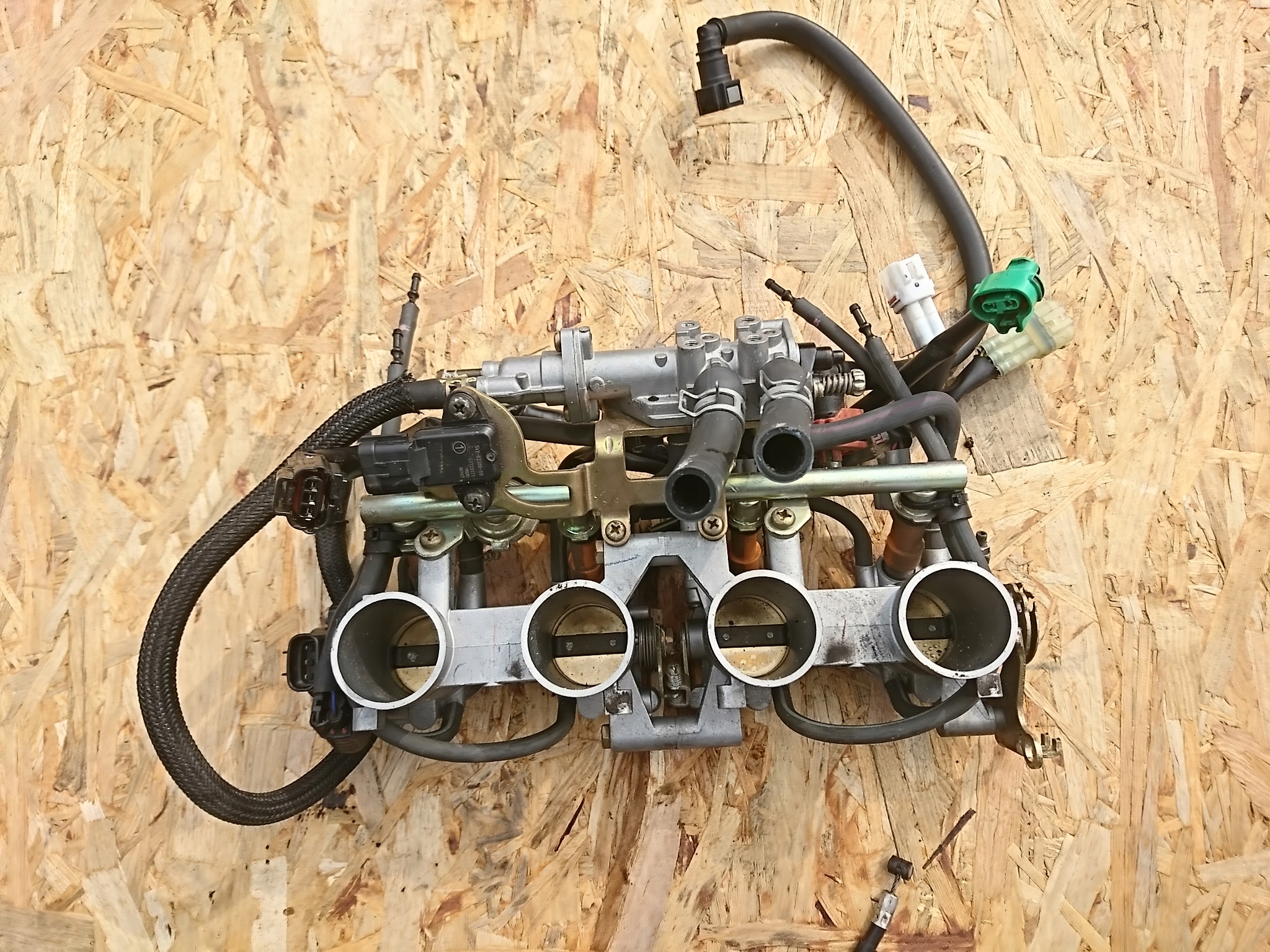 Sad12ed12e21edas - Yamaha fz 6 N S1 S2 дроссельная заслонка