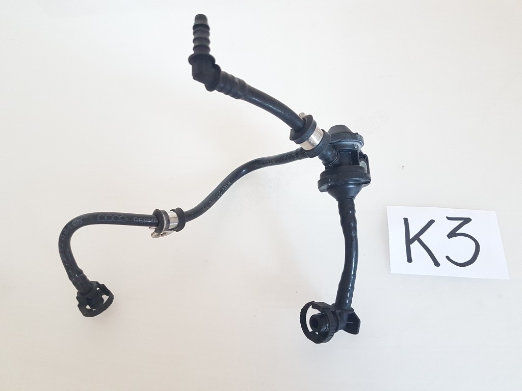 A4 B7 2,0TFSI RURKA ZAWÓR PODCISNIENIA 06F133781M