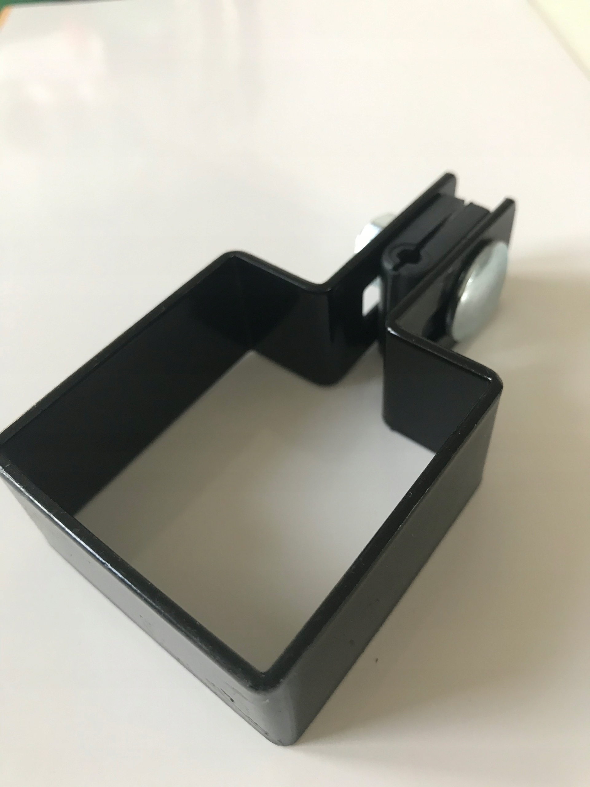 

Obejma końcowa początkowa 100x100 panel czarna