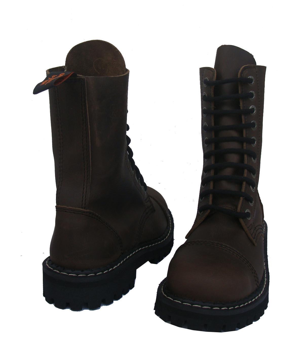 KMM 10 dziurkowe GLANY BRĄZOWE Nubuk Rozmiar 45 Kod producenta KMM