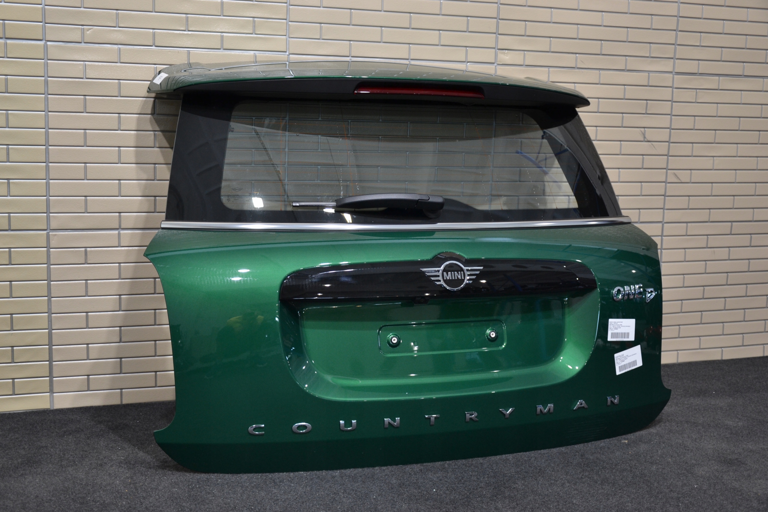 MINI F60 KLAPA TYŁ TYLNA KOMPLETNA KOLOR C3B Typ samochodu Samochody osobowe