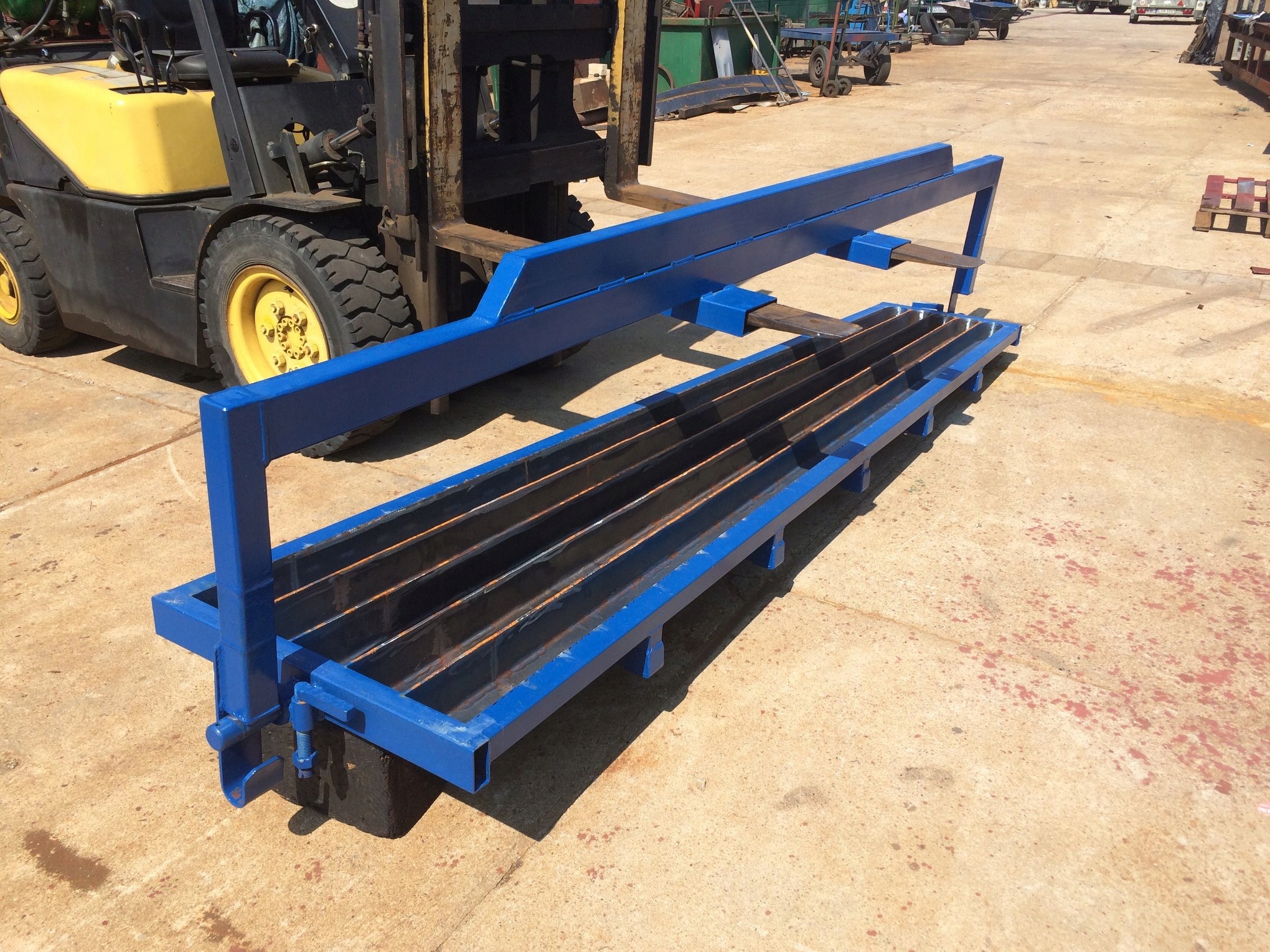 Forma stalowa do produkcji słupków do siatki 3,5 m Rodzaj inne