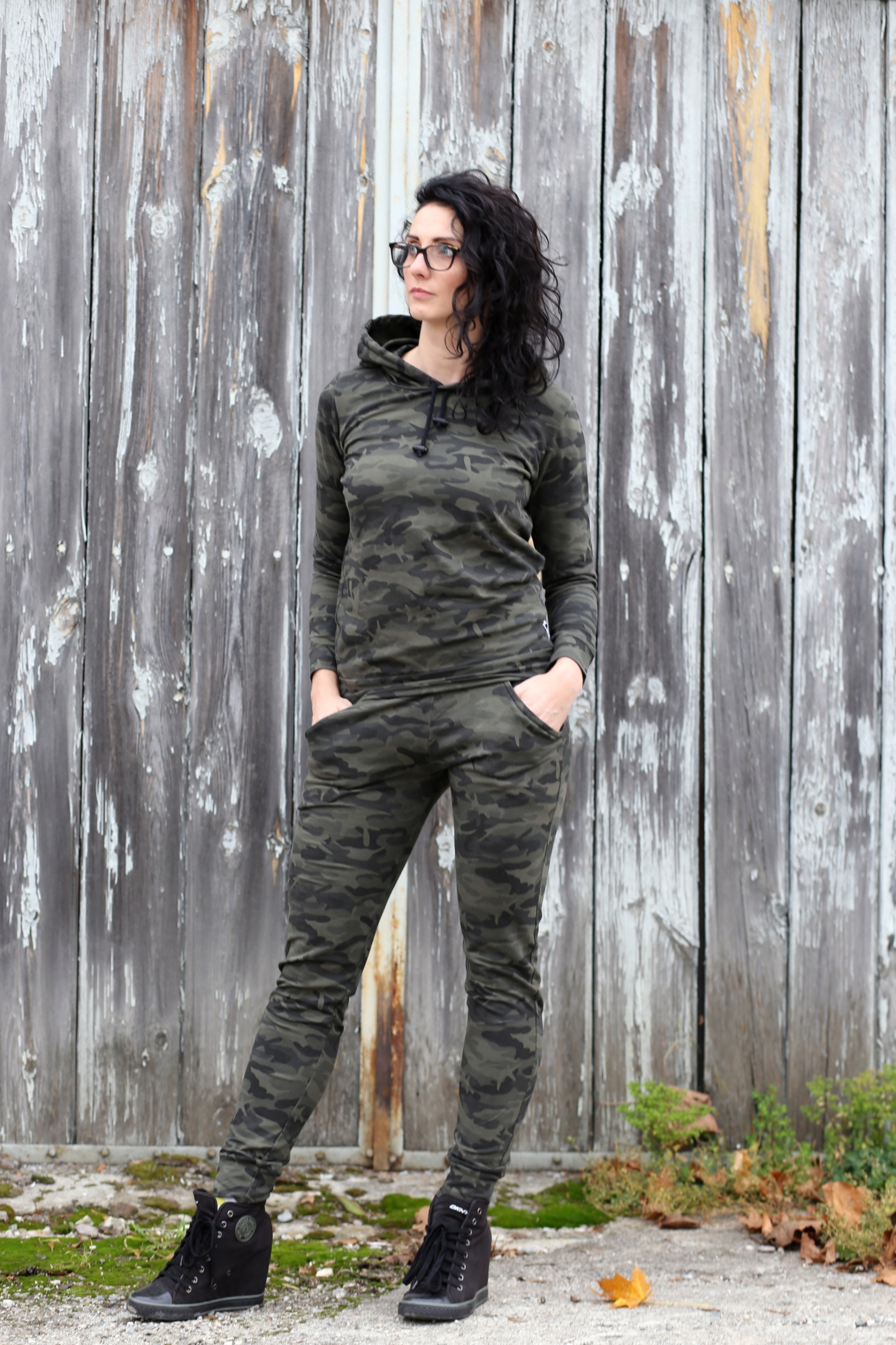 

Dres moro ciemne rozmiar L/XL Hand Made