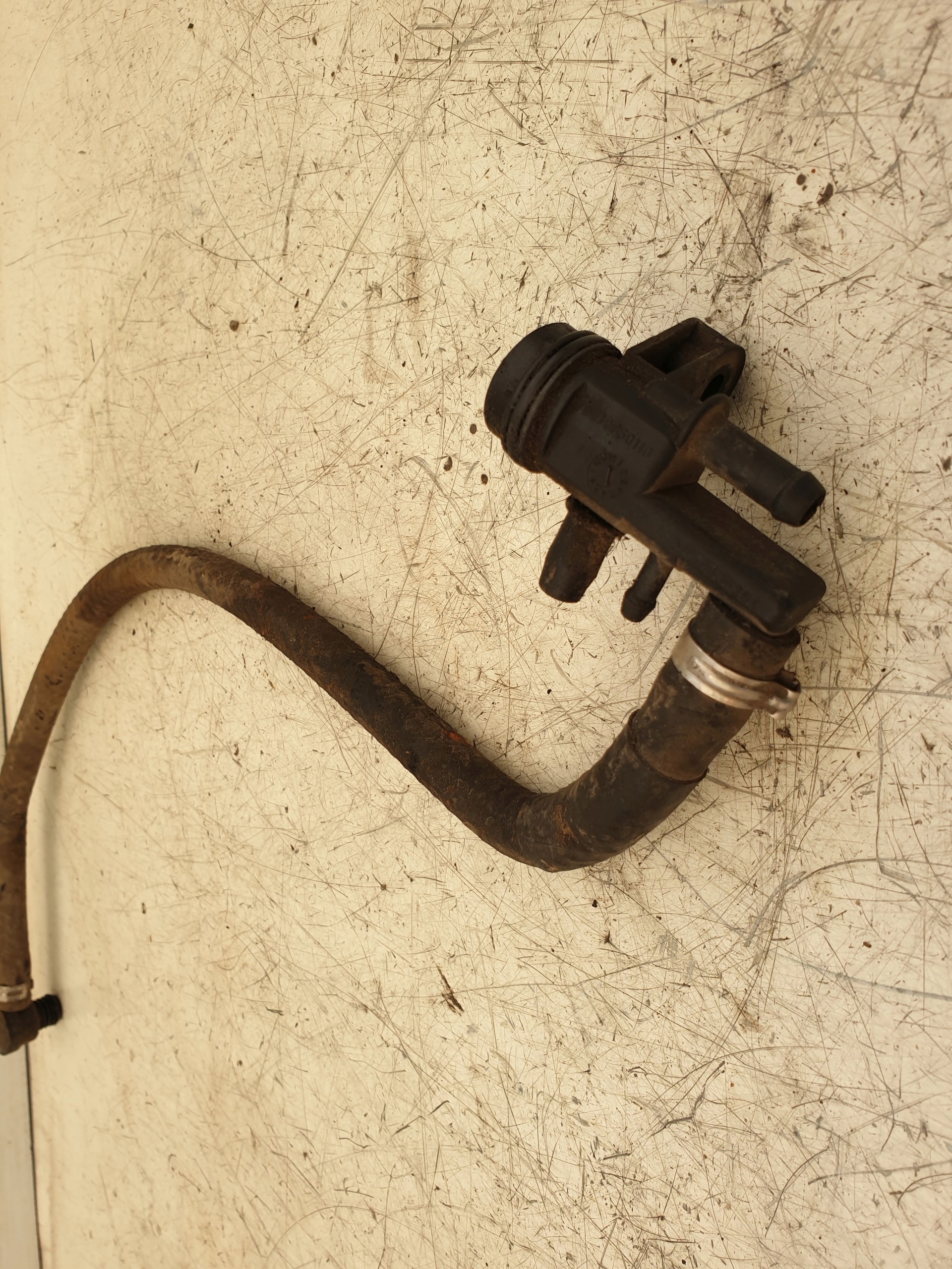 ZAWÓR PODCIŚNIENIA RENAULT LAGUNA I 1.8 EU INNE