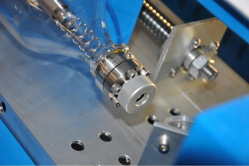 TUBA LASERA CO2 RECI W4 100W (10 000h) + SOCZEWKA Marka Reci