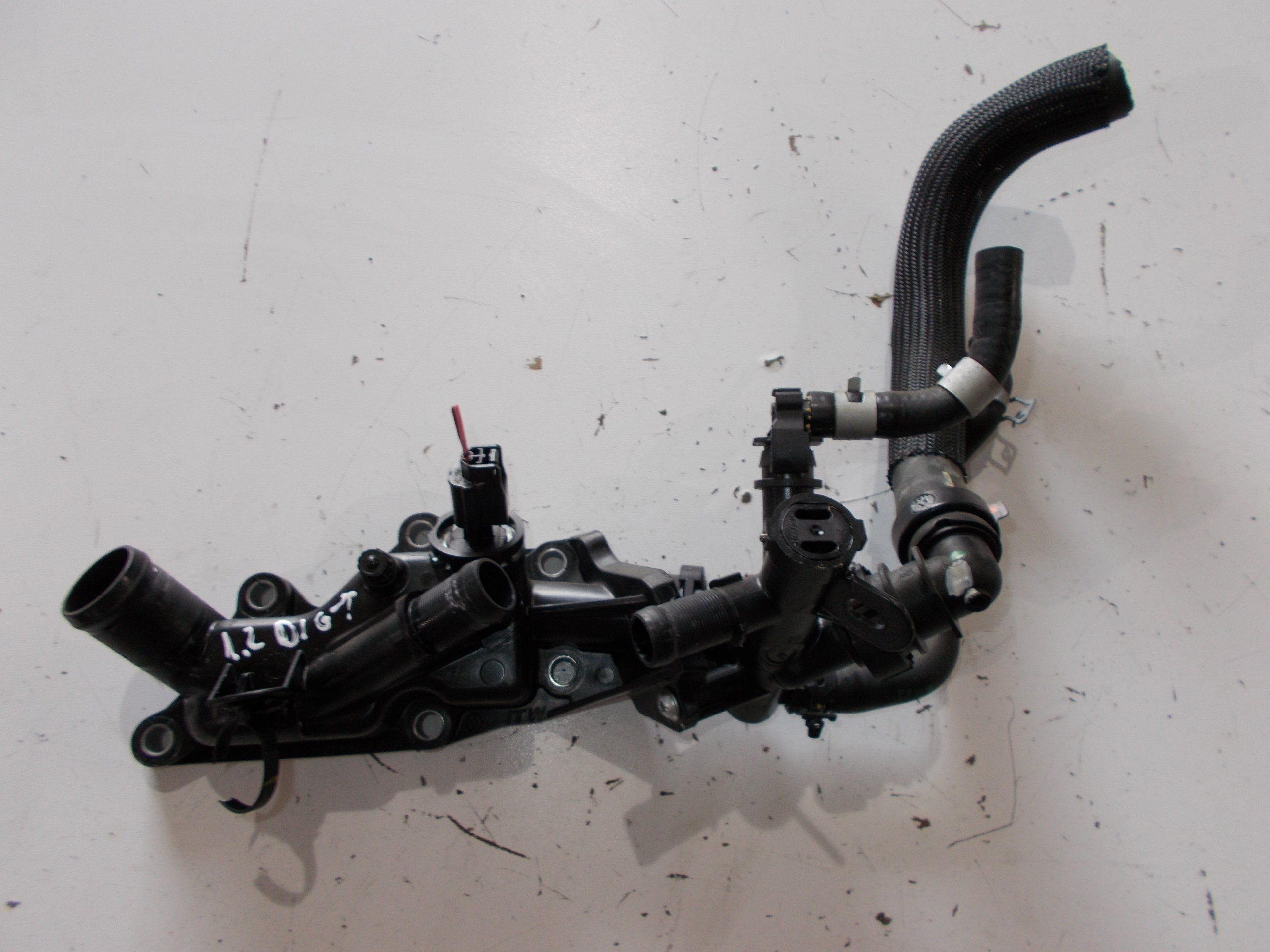 NISSAN QASHQAI II OBUDOWA TERMOSTATU 1 2 DIG T 17r