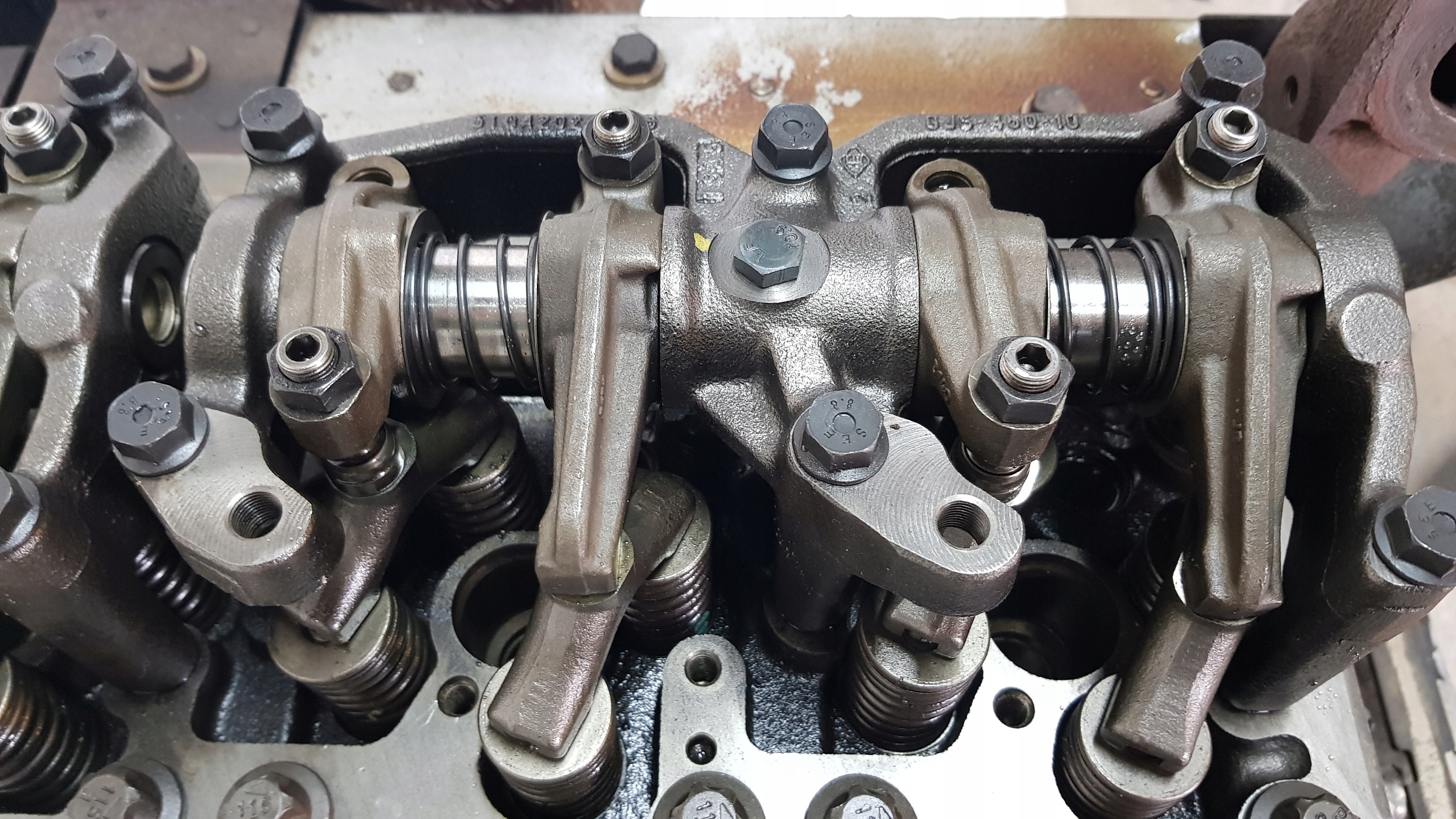 ТОЛКАТЕЛИ КЛАПАННАЯ КЛАВИАТУРА ДВИГАТЕЛЬ MAN TGL