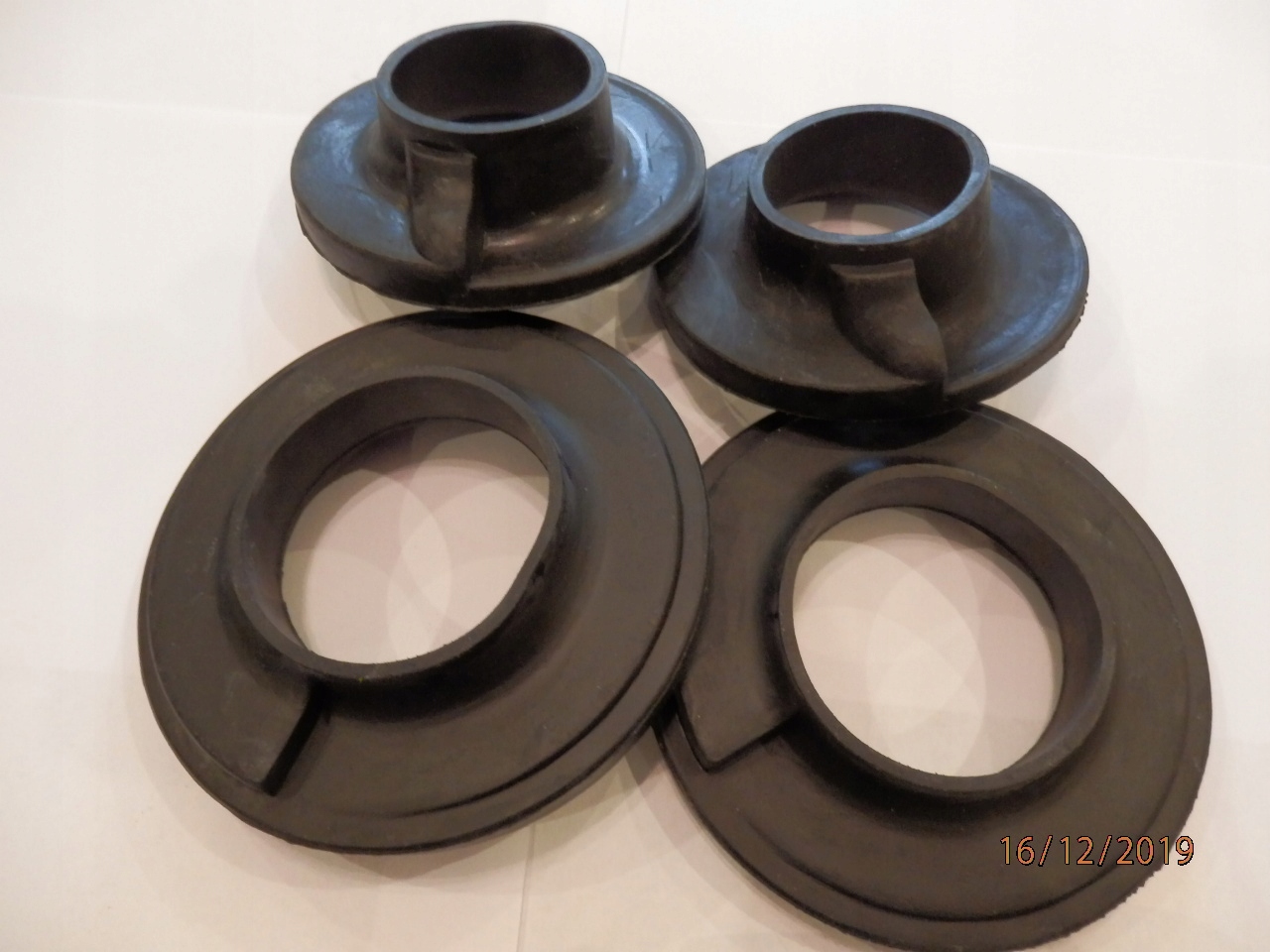 POD SPREZYNY VW TRANSPORTER PAKA T4 T5 tyl Slask Part number 625005
