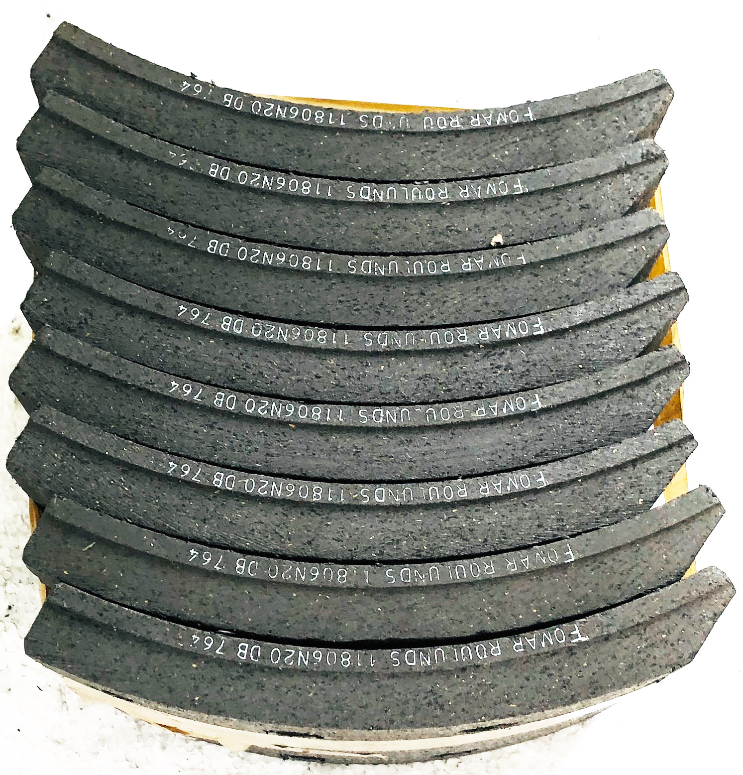 Okladzina hamulcowa RENAULT RVI FI 418 19935 kpl Parts manufacturer Fomar