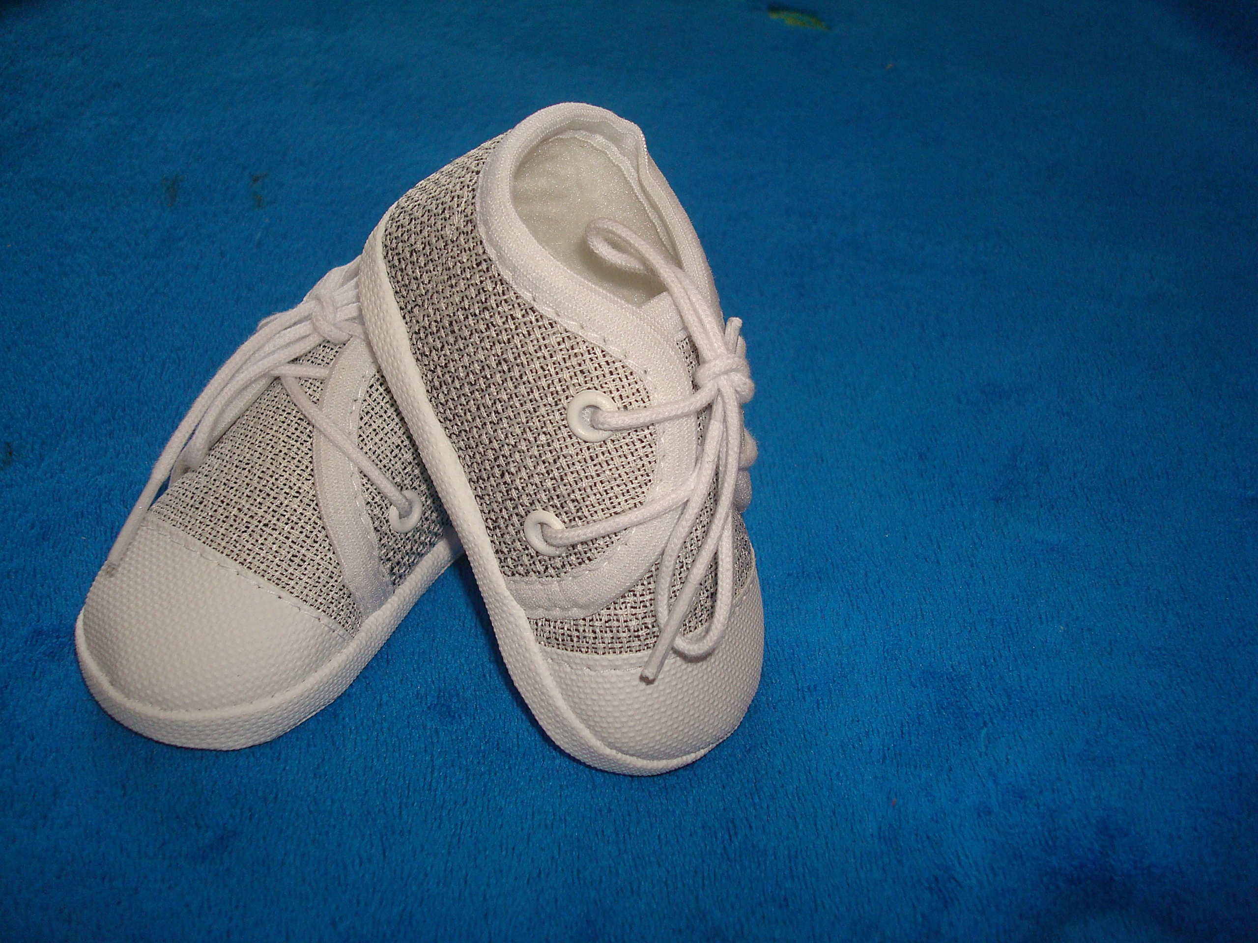 BUCIKI BUTY TRAMPKI na chrzest do chrztu r.11 Płeć Chłopcy