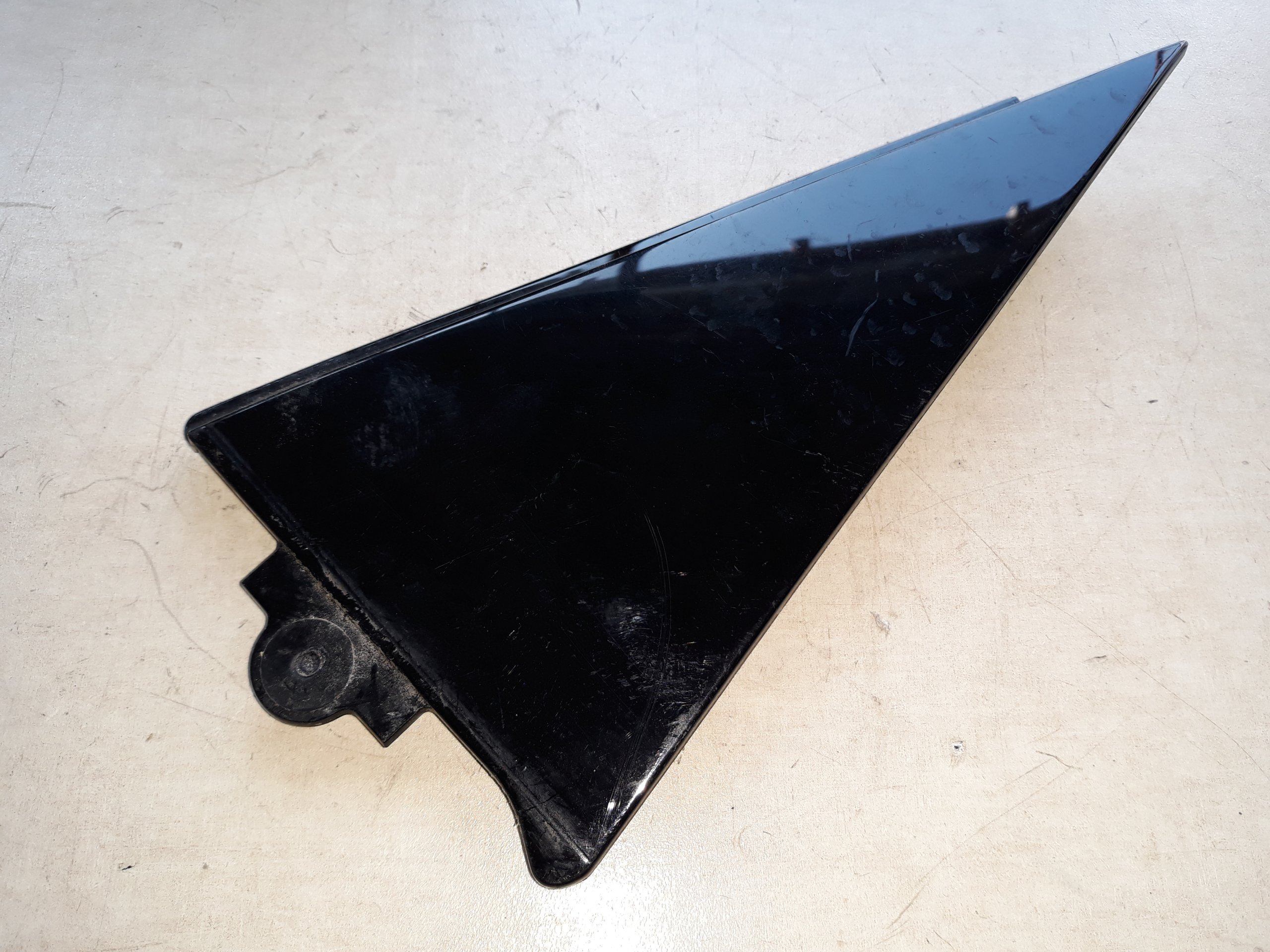 ZAŚLEPKA DRZWI PRAWY TYŁ AUDI Q5 8R0853274R