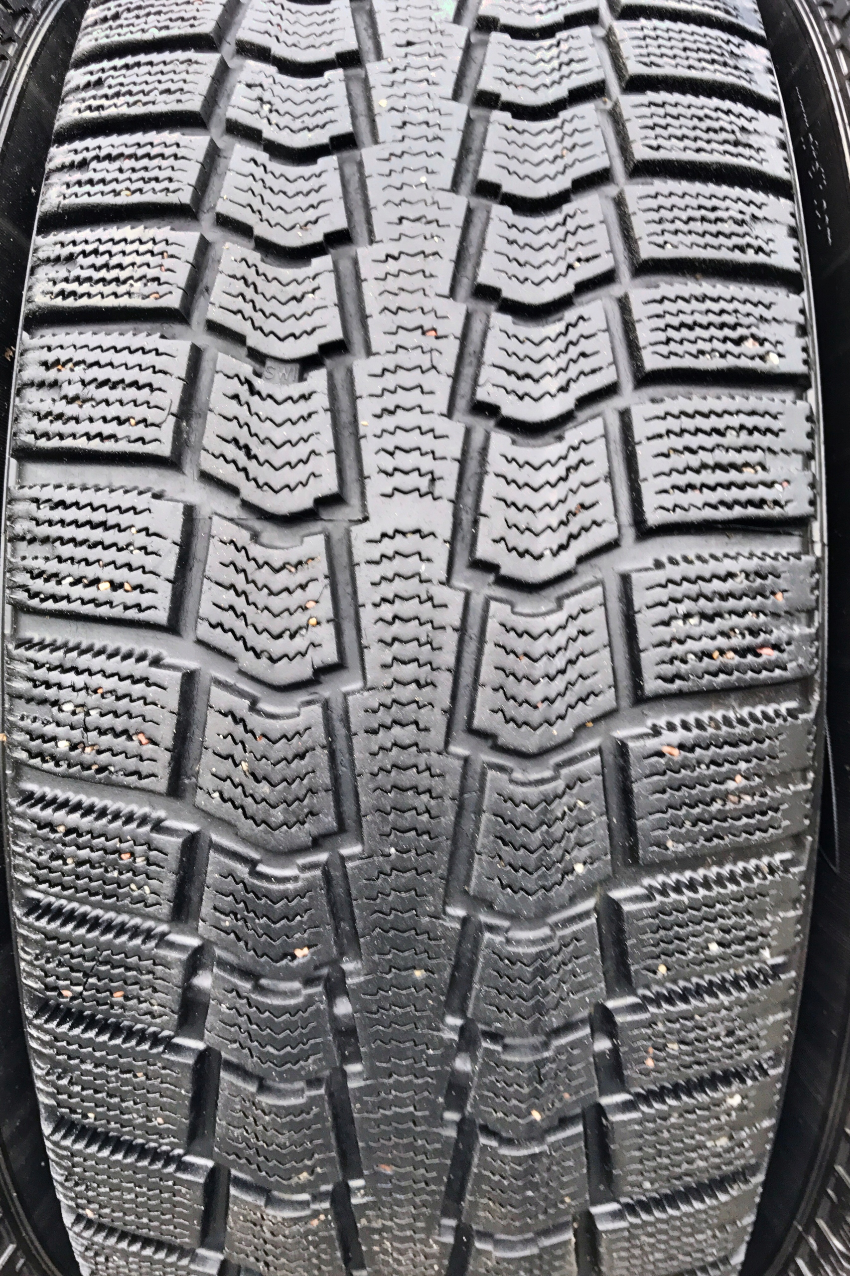 4x 215/65R16 PIRELLI ICECONTROL WINTER 102T \IM Model inny