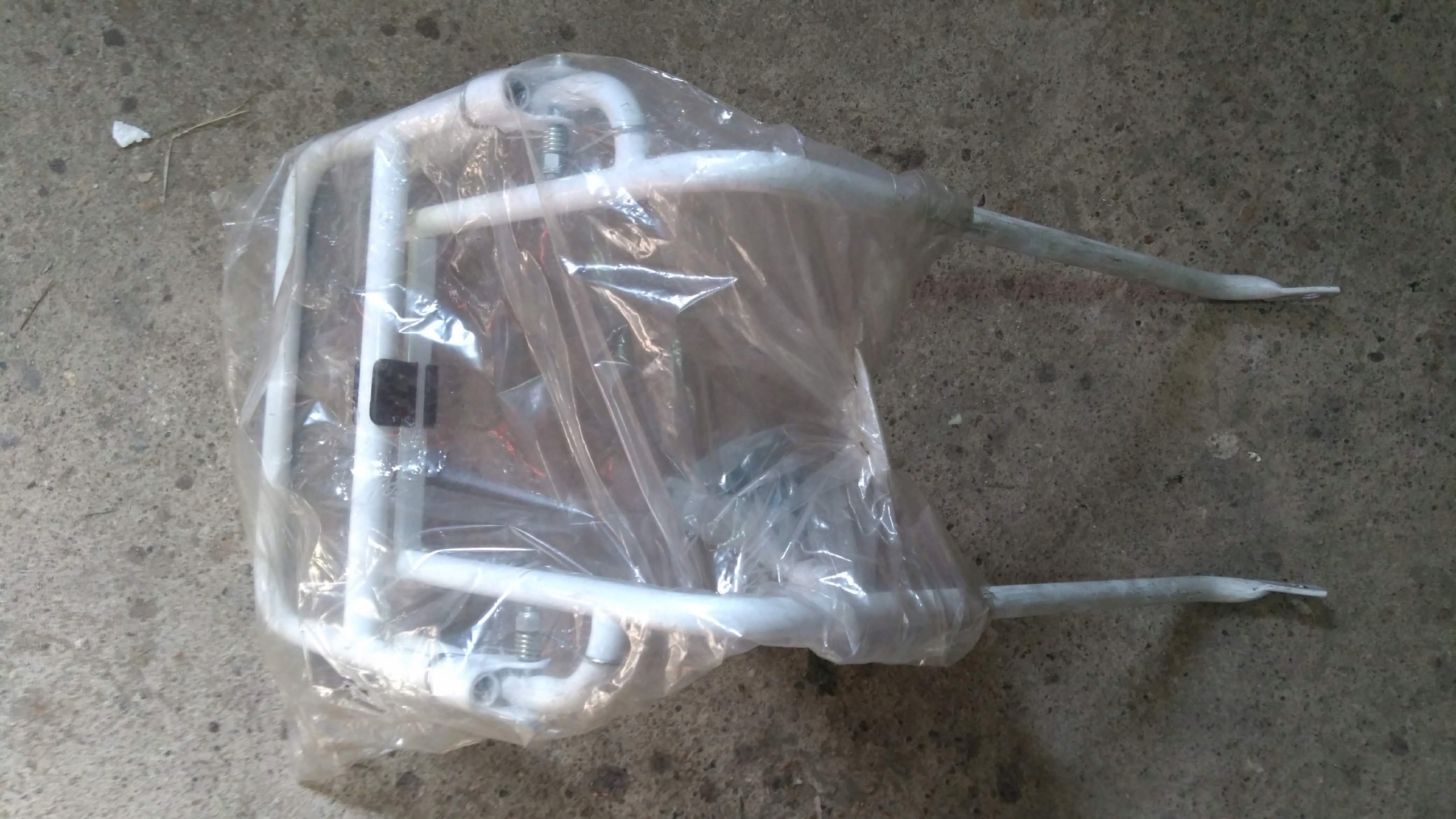 BAGAŻNIK STELAŻ MOCOWANIE MALAGUTI FIFTY