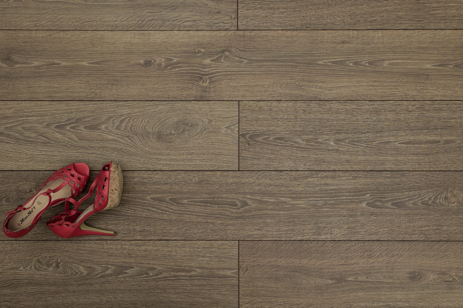 !!! PROMOCJA !!! PANELE PODŁOGOWE KRONOTEX MAMMUT AC5 12MM Szerokość produktu 18.8 cm