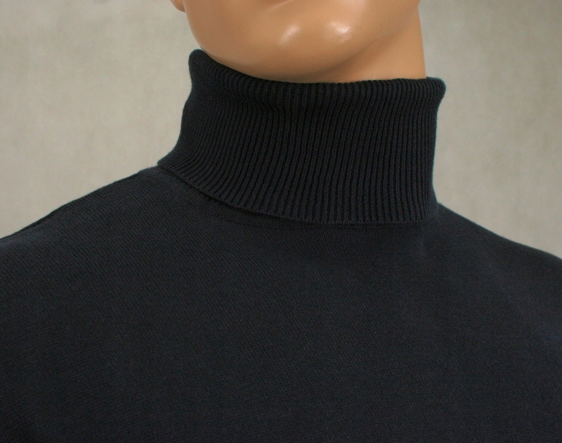 Elegancki męski golf - GRANATOWY -BRAVE SOUL- S Dekolt golf