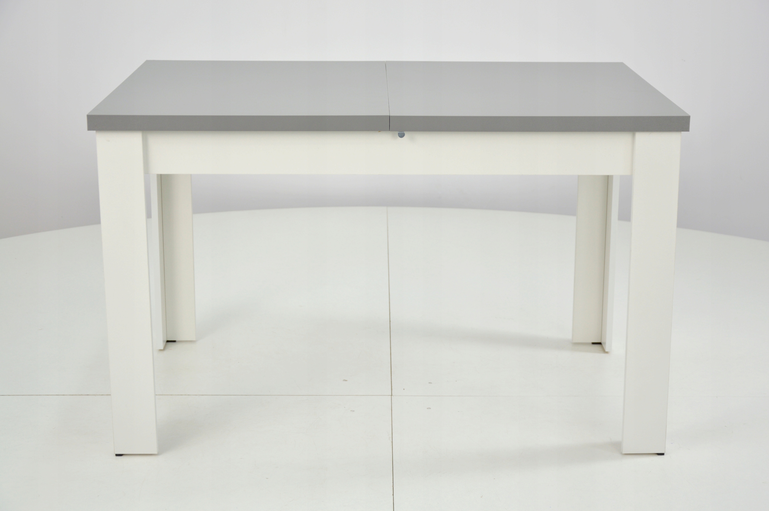 Zestaw 4 krzesła i rozkładany stół 80x120/160 cm Liczba elementów w zestawie 5