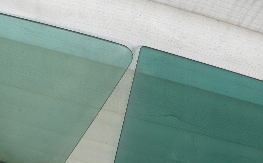 SZYBA DRZWI PRAWY TYŁ FORD MONDEO MK3 LIFT 06r Numer katalogowy części 2006r