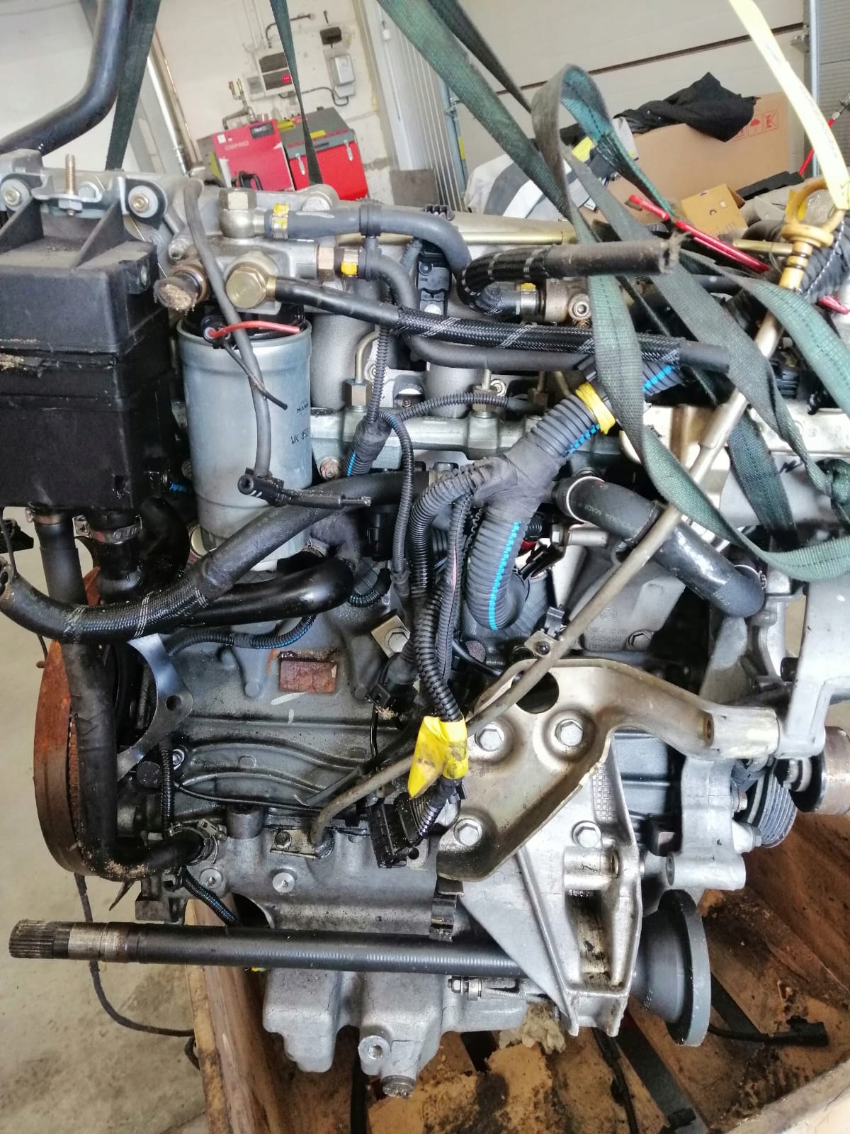 engine FIAT MAREA 2.4 JTD 185A6000 80tys km