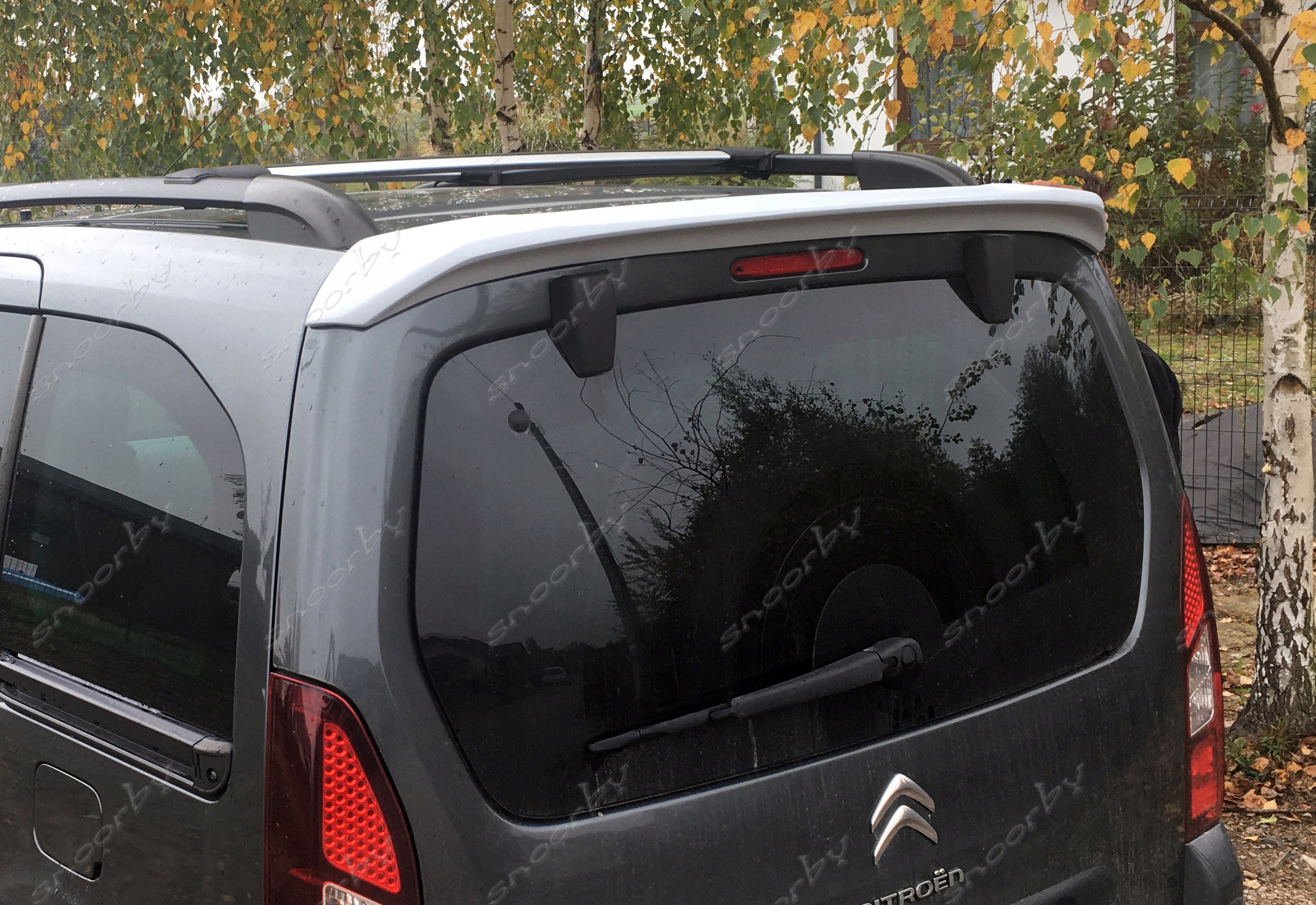 CITROEN BERLINGO 08-18 SPOILER TUNING na klapę Producent części Inny