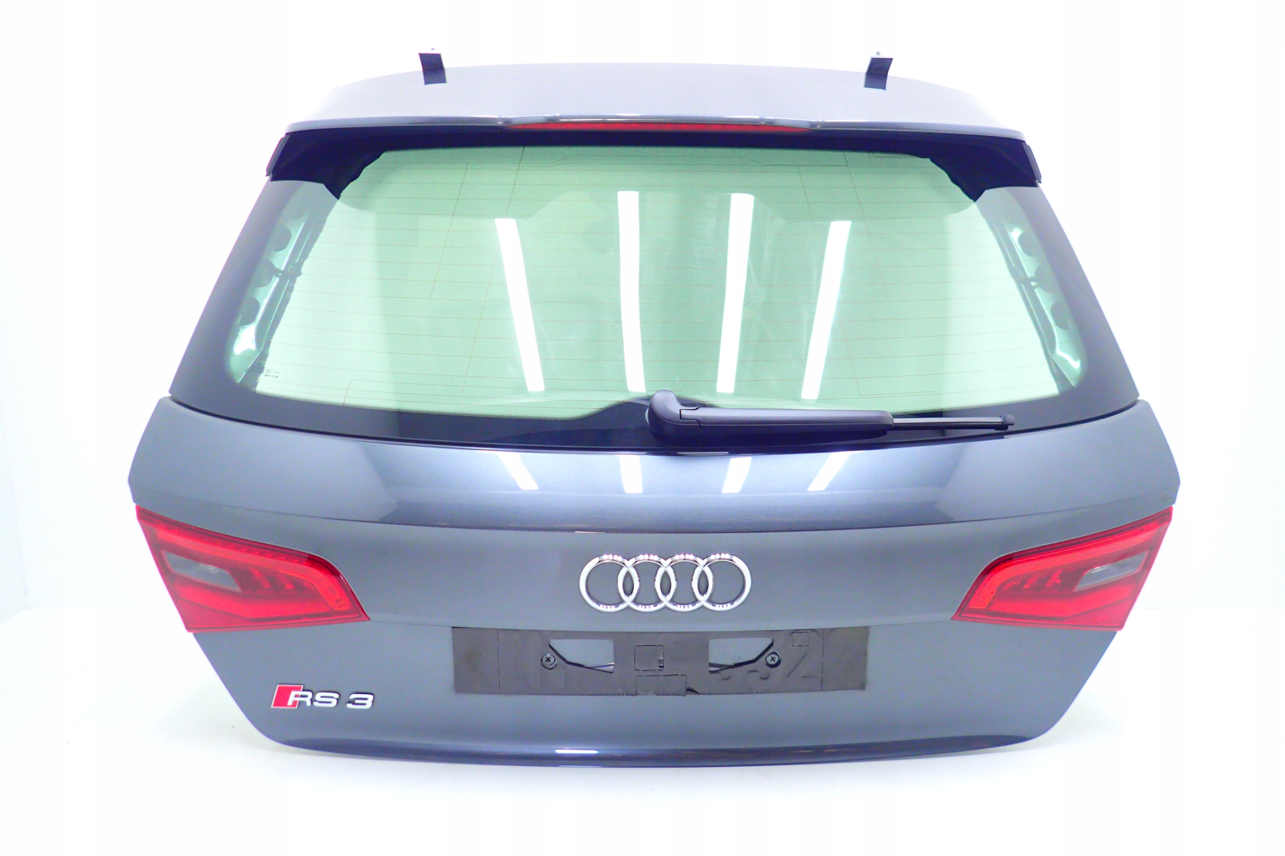 AUDI RS3 A3 RS 8V KLAPA ZDERZAK LAMPY LED LZ7S WYDECH TŁUMIK KPL Producent części Audi OE