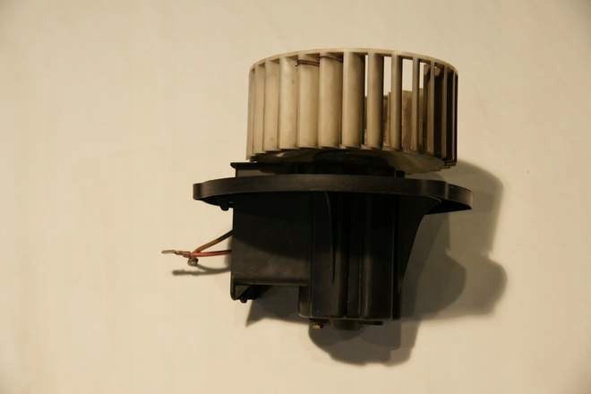 WENTYLATOR DMUCHAWA MERCEDES W123 3137020001 ŁÓDŹ Producent części Mercedes-Benz OE