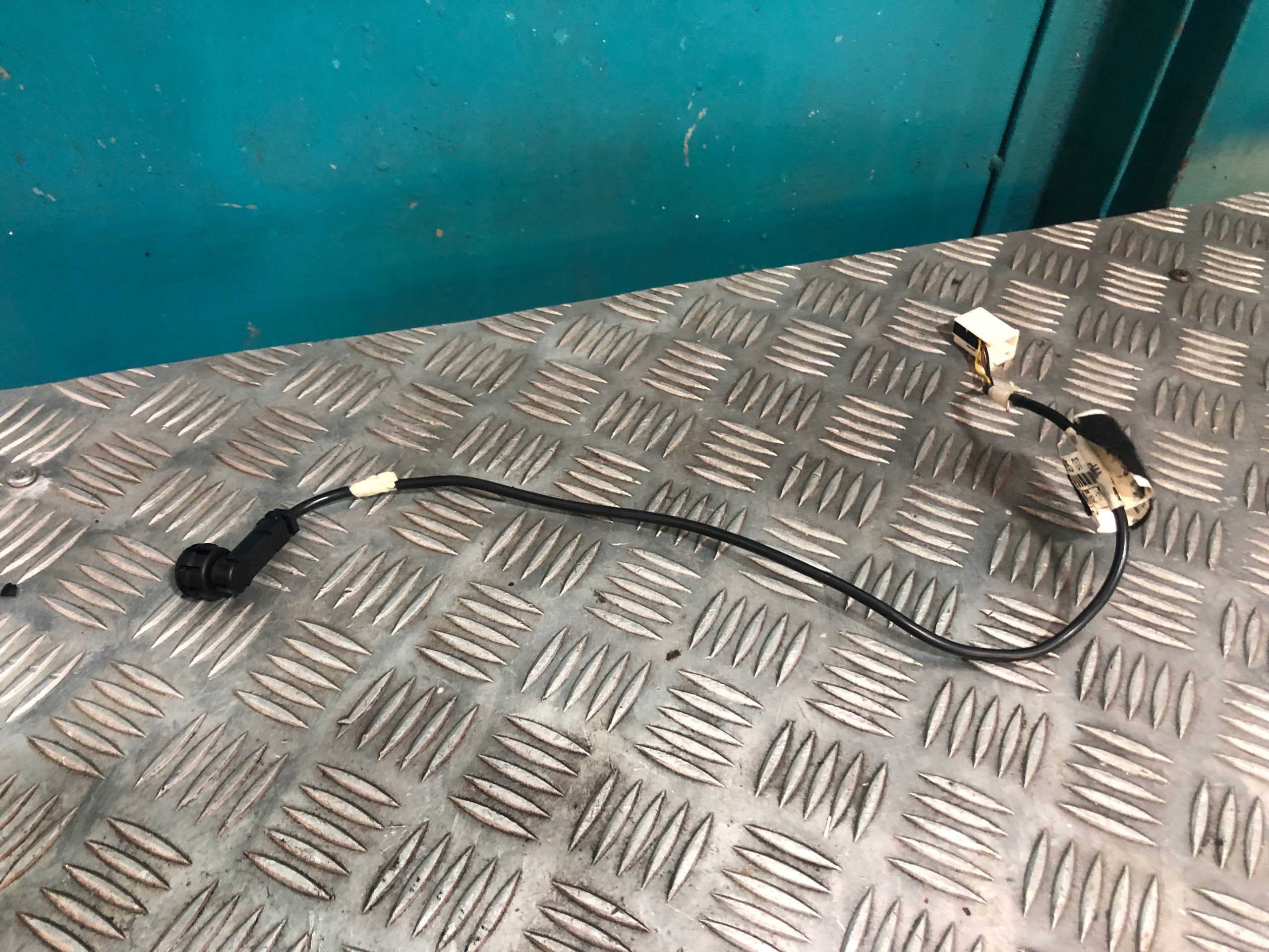 MERCEDES GL X164 W251 W164 KABEL WEJŚCIE AUX