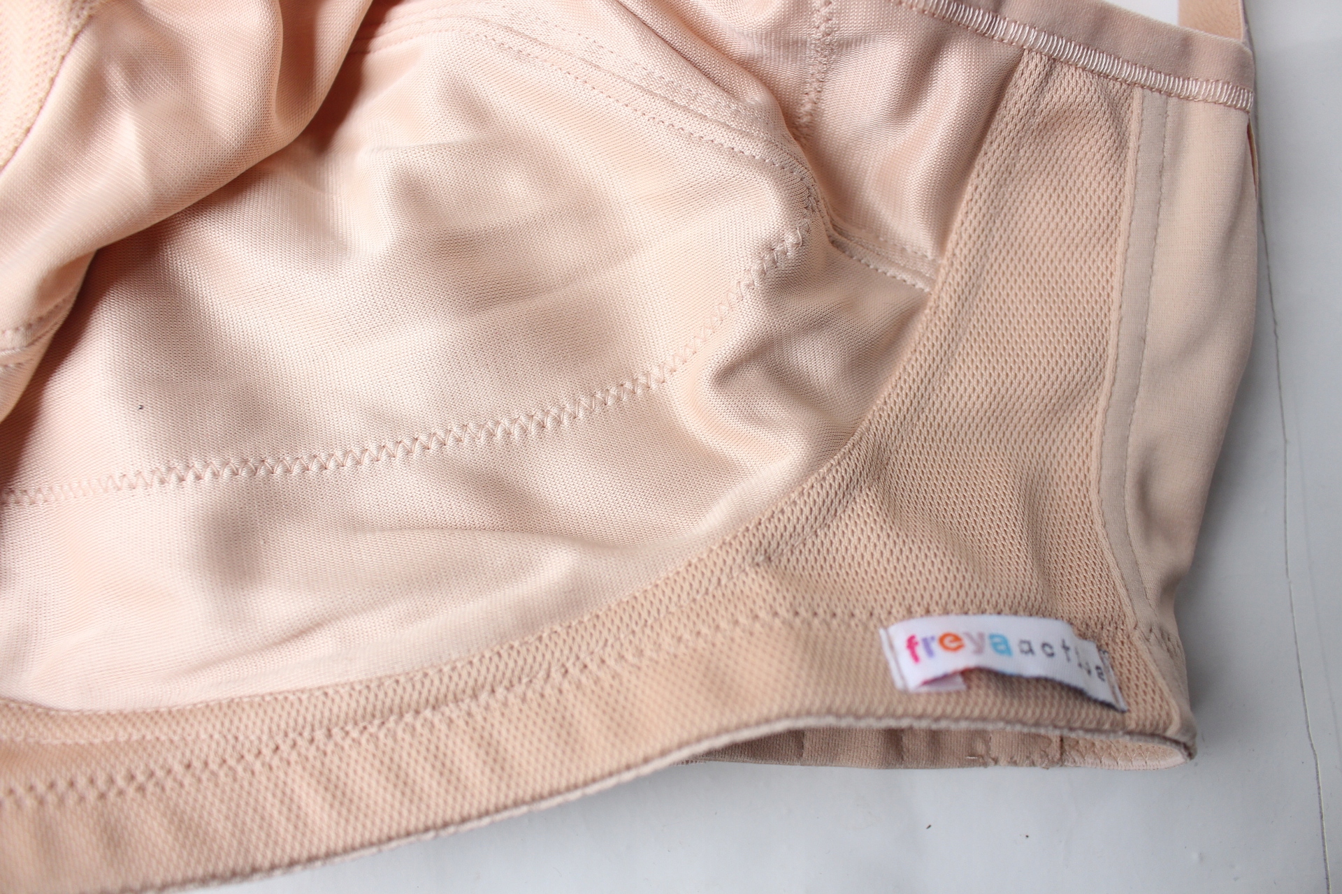 FREYA Active High Impact SPORTOWY BIUSTONOSZ 60DD Rozmiar 60DD