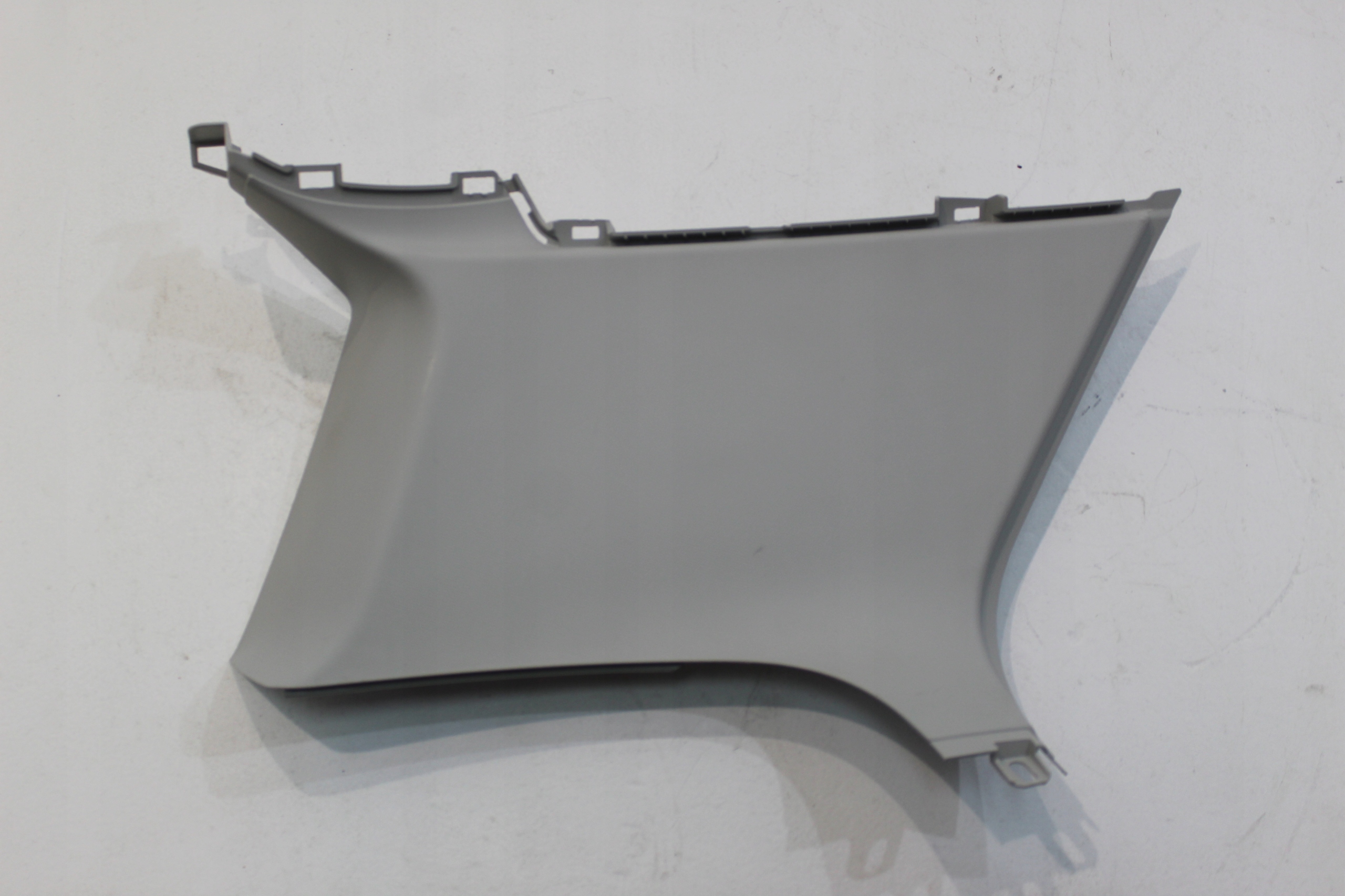 MBM VW GOLF 7 OSŁONA SŁUPKA LEWA TYŁ 5G3867287C