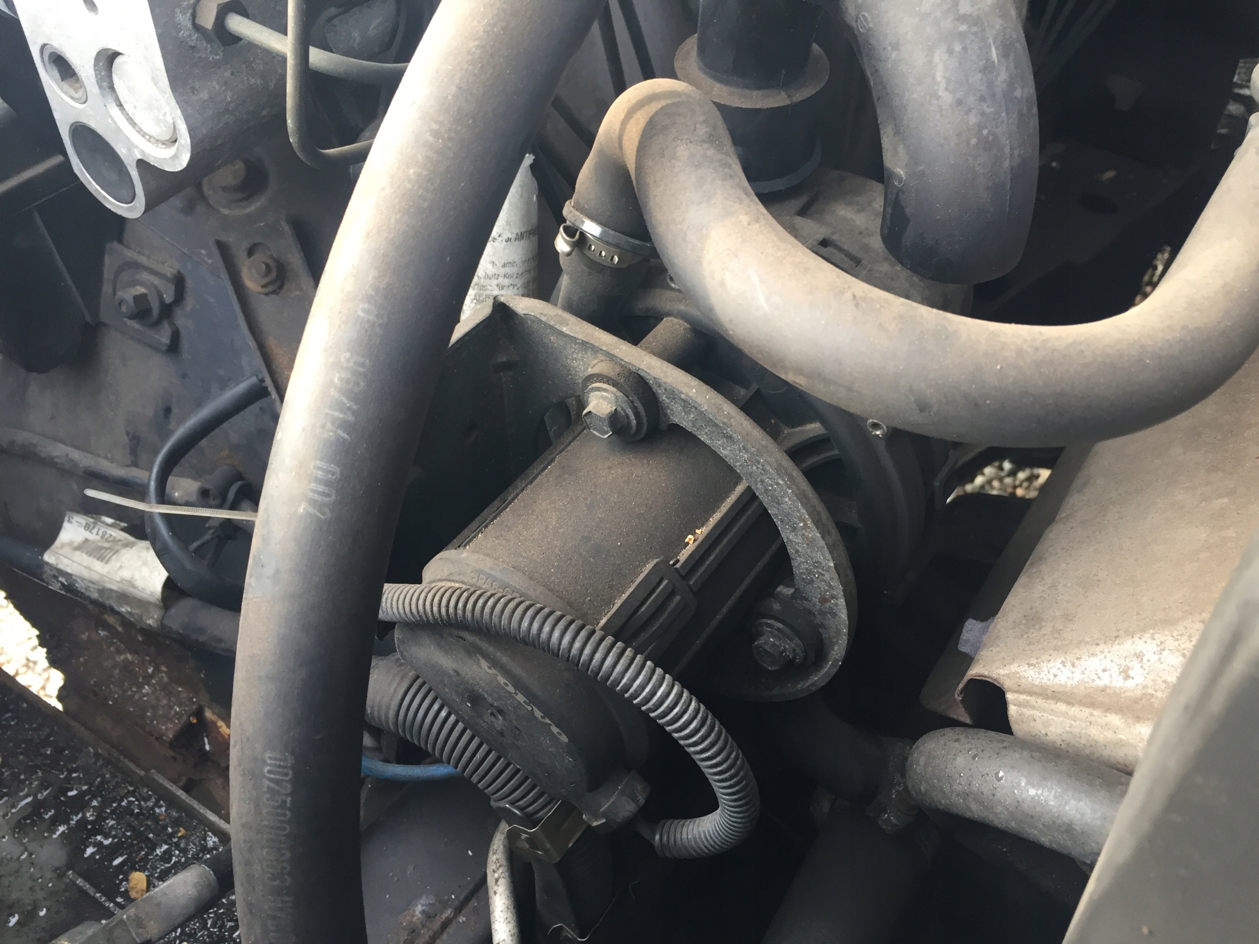 ВТОРИЧНЫЙ ВОЗДУШНЫЙ НАСОС VOLVO 960 ПЫЛЕСОС