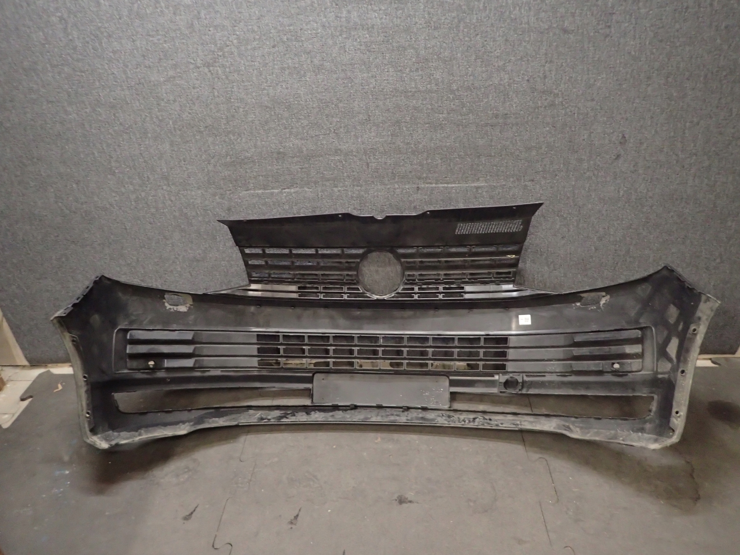branik prednji dio VW T6