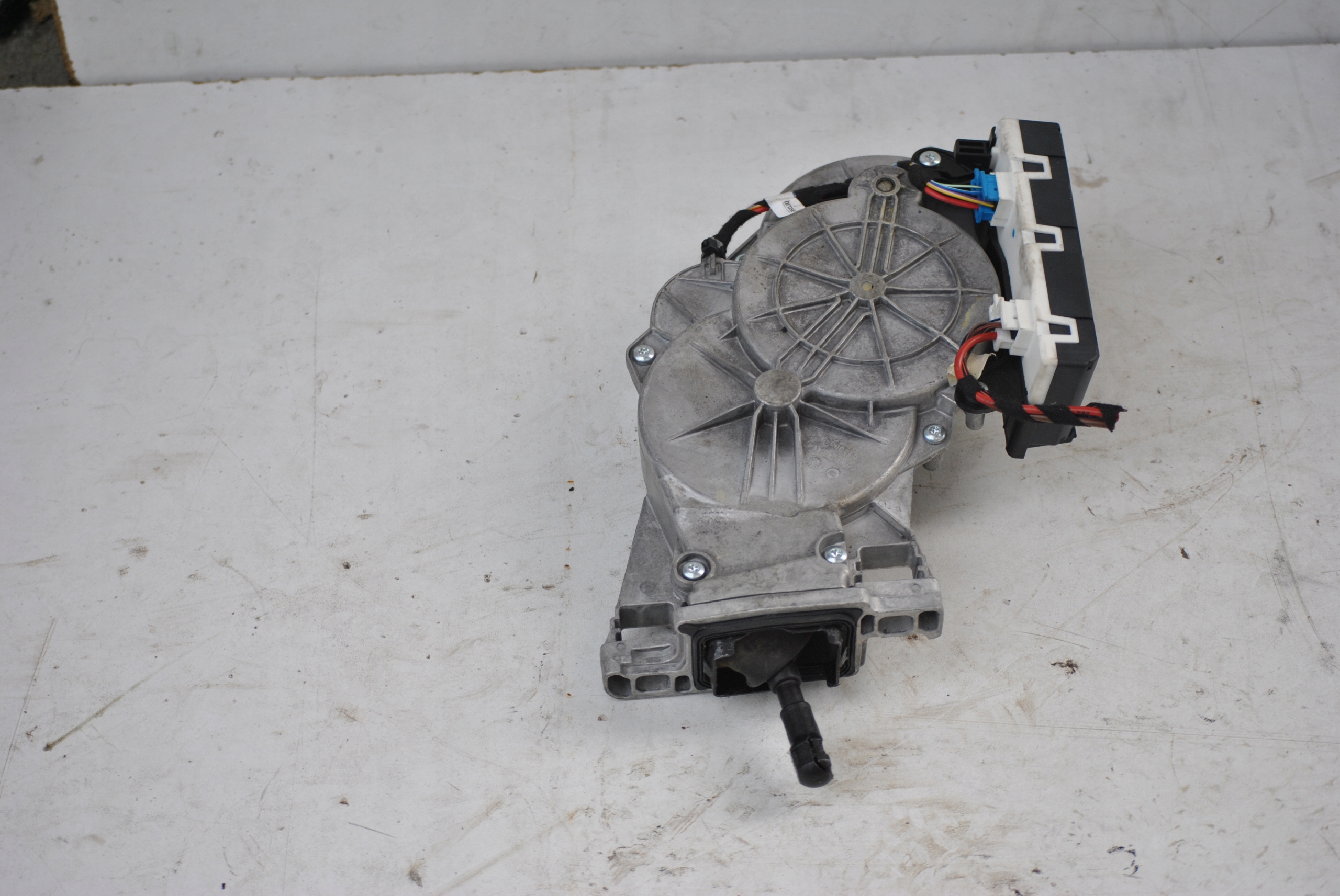 Механізм закрилка A2059007218 MERCEDES GLC A253