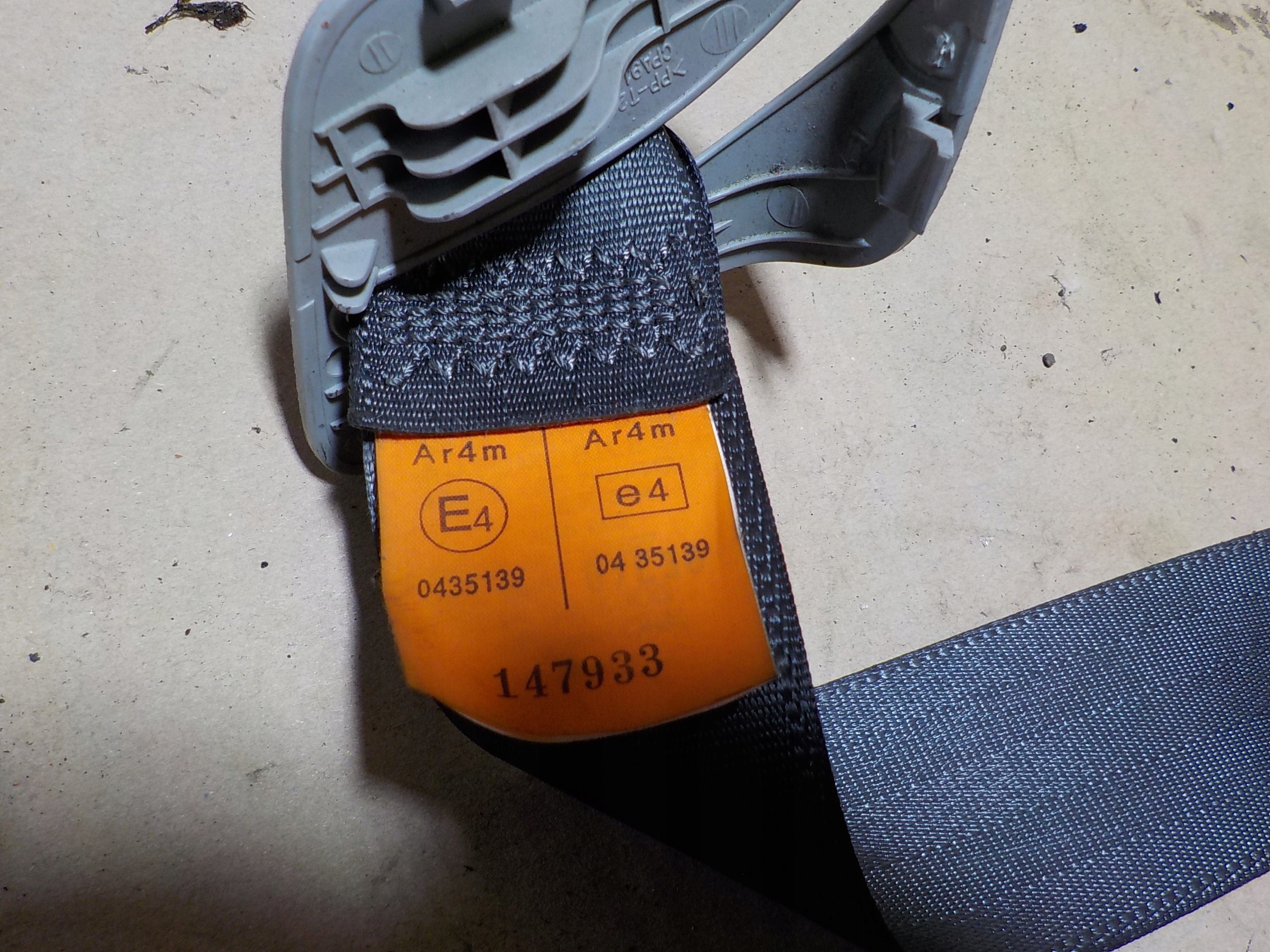 65K ремень безопасности передний перед с opel INSIGNIA A