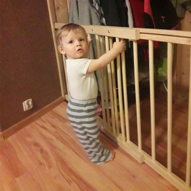 BRAMKA OCHRONNA BARIERKA ZABEZPIECZAJĄCA 72-122 cm Przeznaczenie drzwi kominek schody