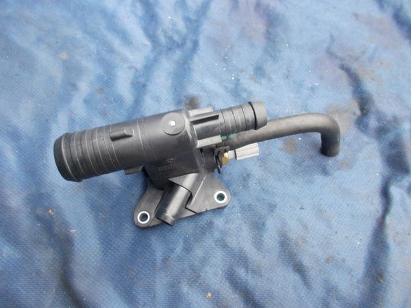 Termostat krociec wody czujnik FORD FOCUS Mk3 RS