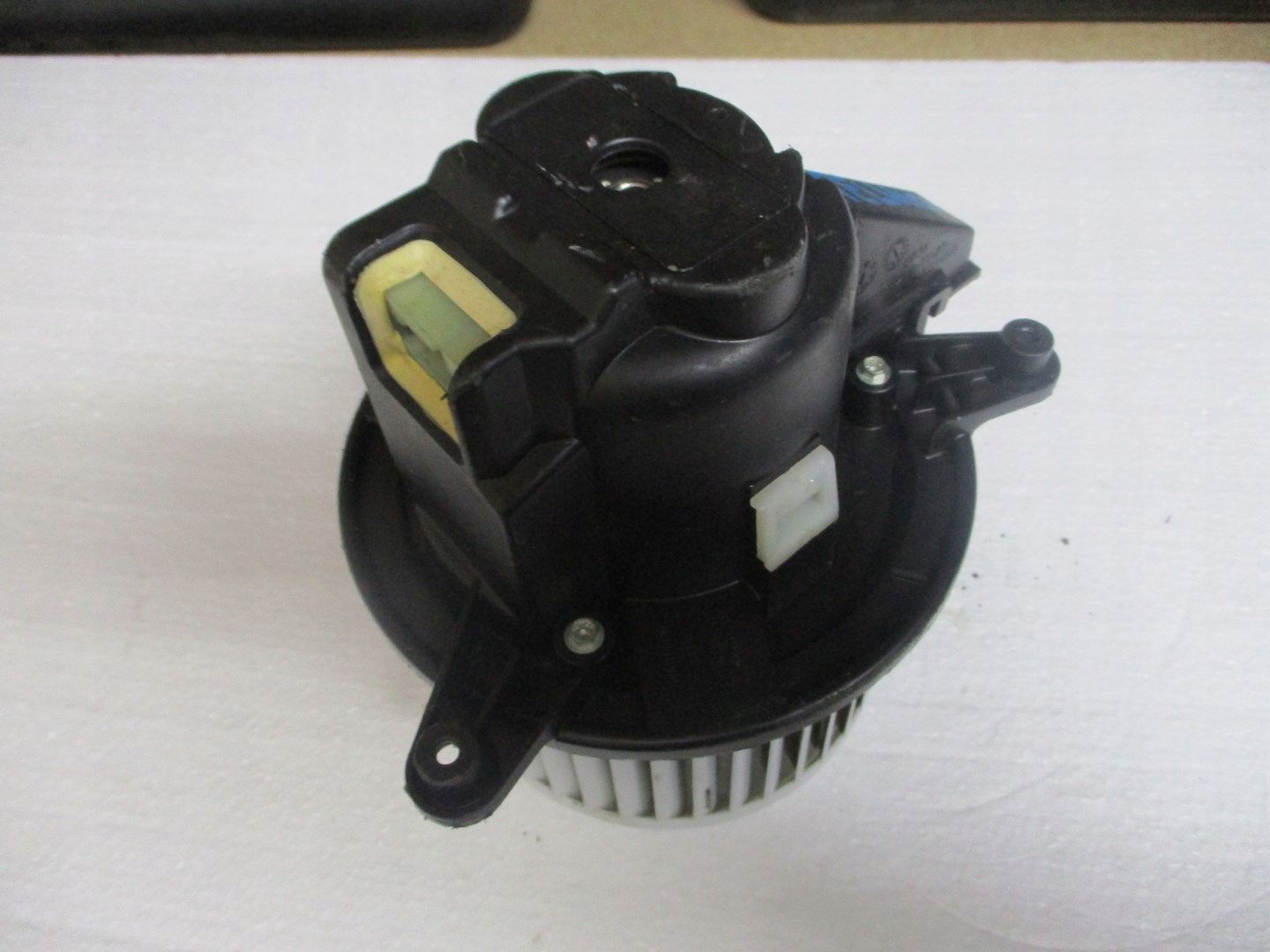 F8f614fd4fe584727a5b7eead473