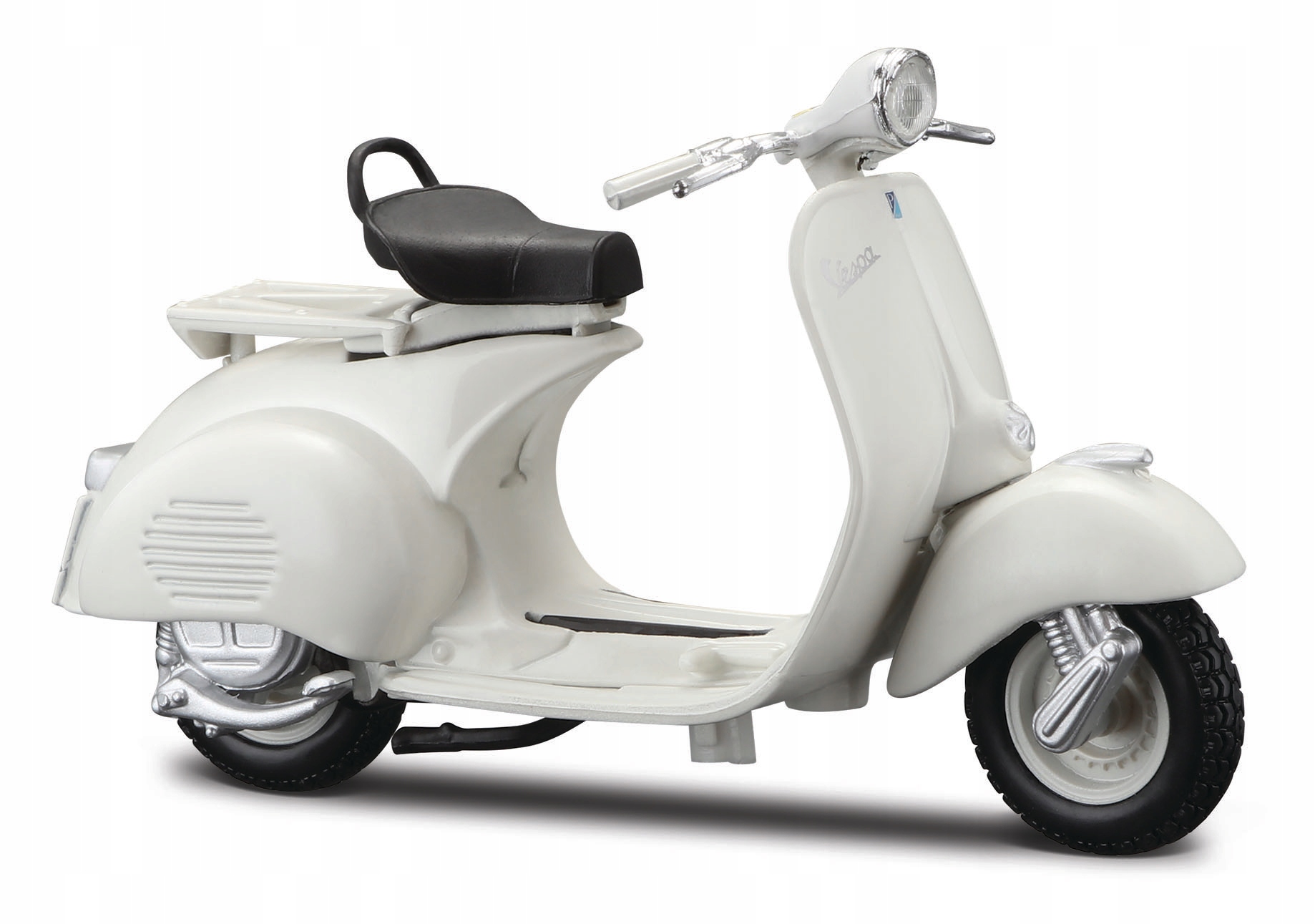 Первый скутер. Мотороллер Piaggio Vespa. Мотороллер Веспа 150. Скутер Piaggio Vespa. Мотороллер Веспа 1956.