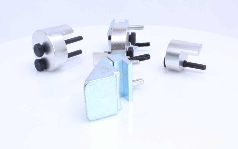 PRZYRZAD DO PASKOW WIELOROWKOWYCH SATRA S BS268 Weight with packaging 0 9 kg