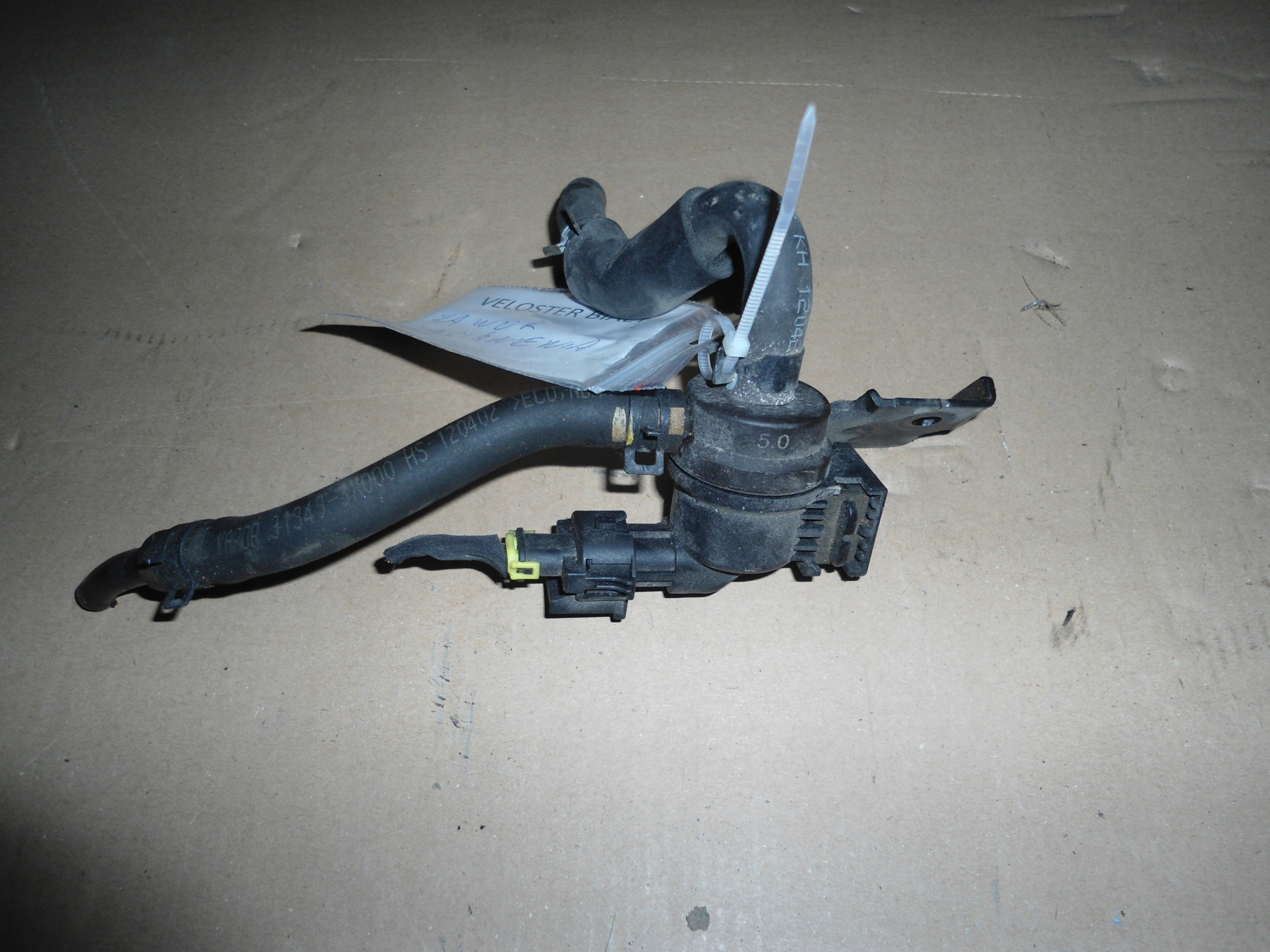 ВАКУУМНЫЙ КЛАПАН HYUNDAI VELOSTER 2012 1.6 GDI