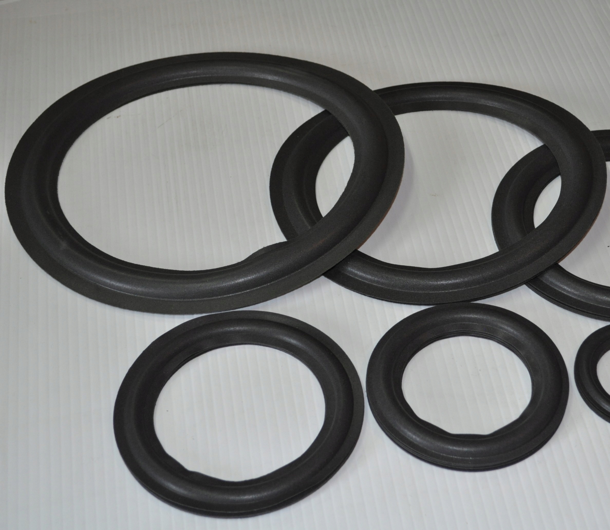 Zawieszenie guma 20 cm jbl,bose,infinity,Tonsil