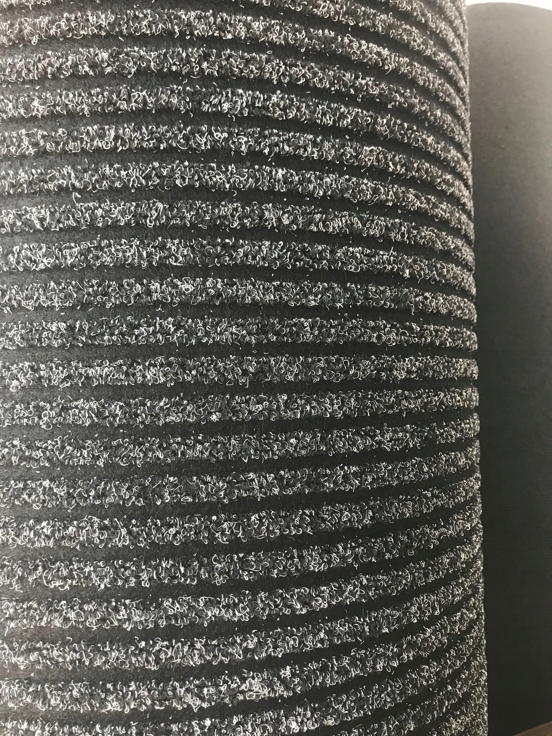 Gruba wykładzina samochodowa oryginalna 1700gr Numer katalogowy producenta W1700