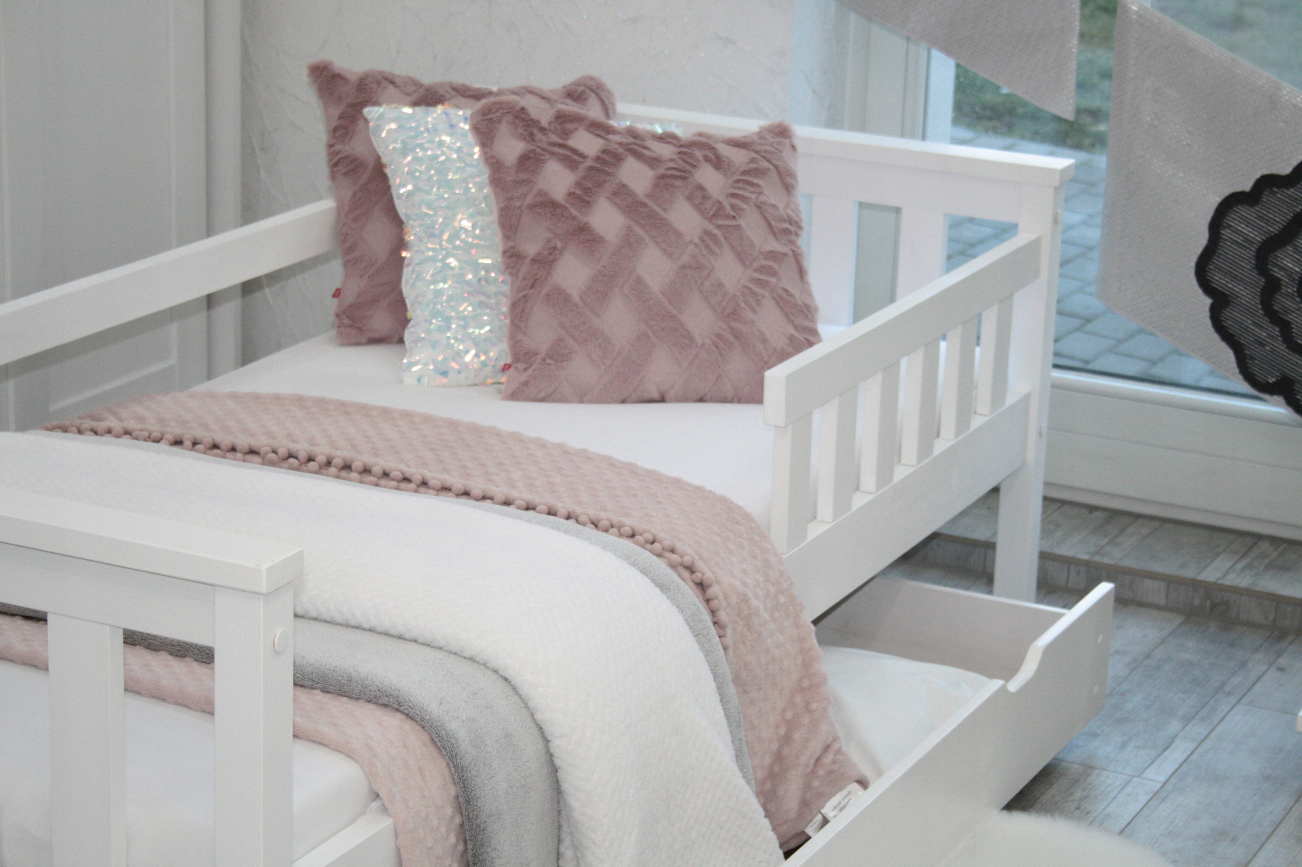 Łózko dziecięce białe ASIA 80x160 barierka MAXI-DREW +MATERAC STELAŻ GRATIS Typ łóżko pojedyncze