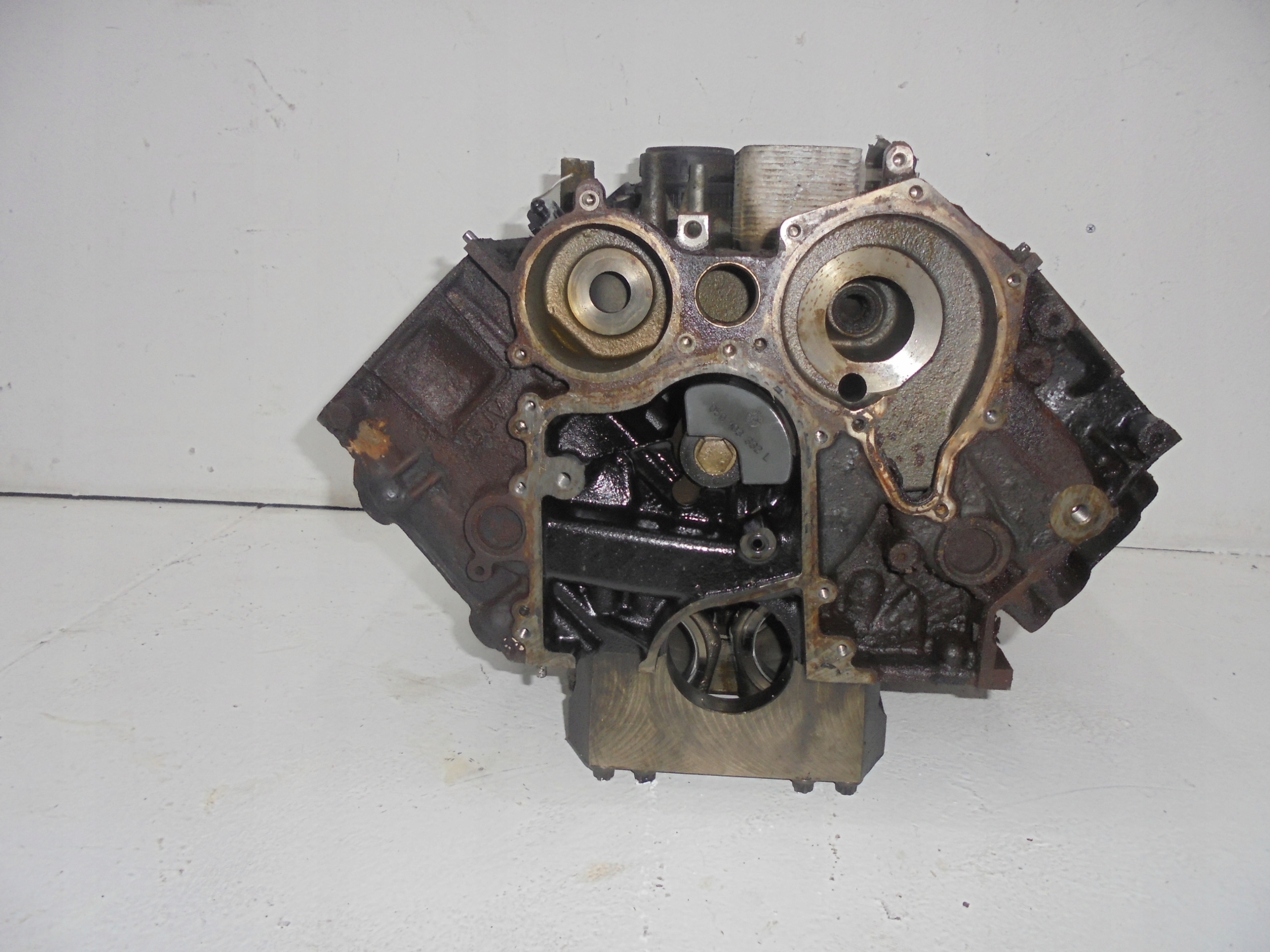 AUDI A4 A5 A6 C6 BLOK engine pistons 3.0 TDI CAP