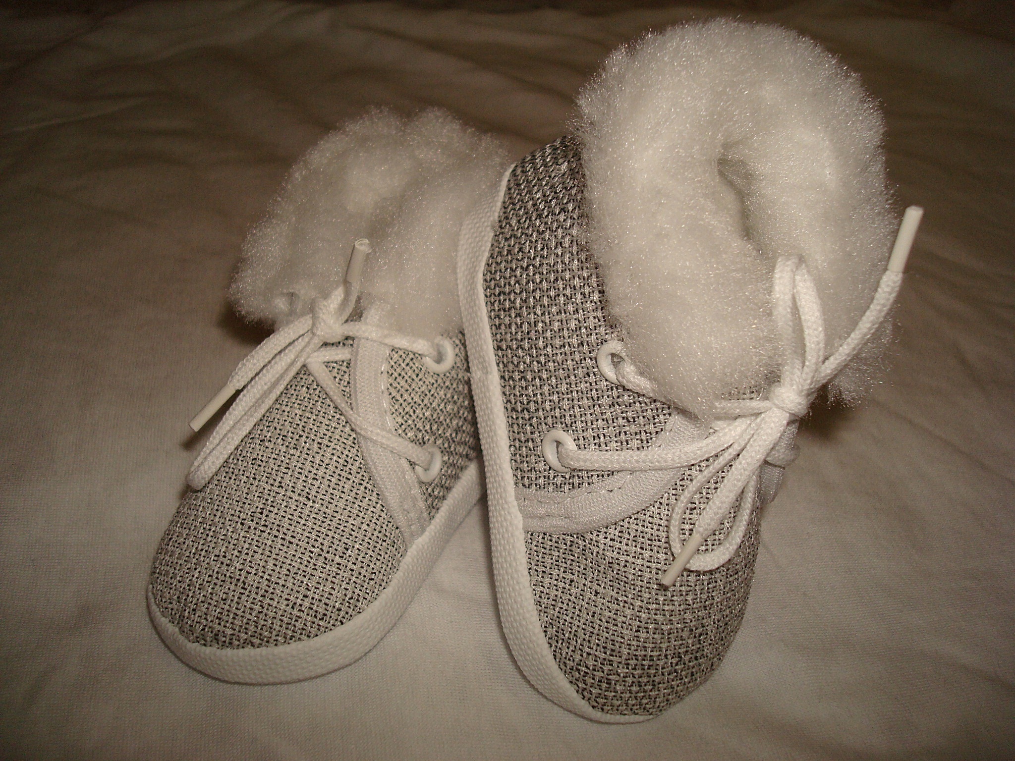 OCIEPLANE BUCIKI BUTY TRAMPKI chrzest chrztu r.11 Rozmiar 11 cm