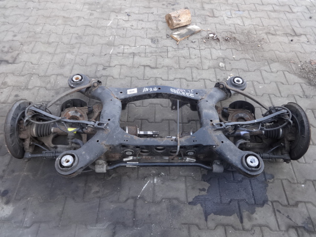 MERCEDES GL X164 4.0 CDI BELKA ZAWIESZENIA TYŁ Producent części Inny