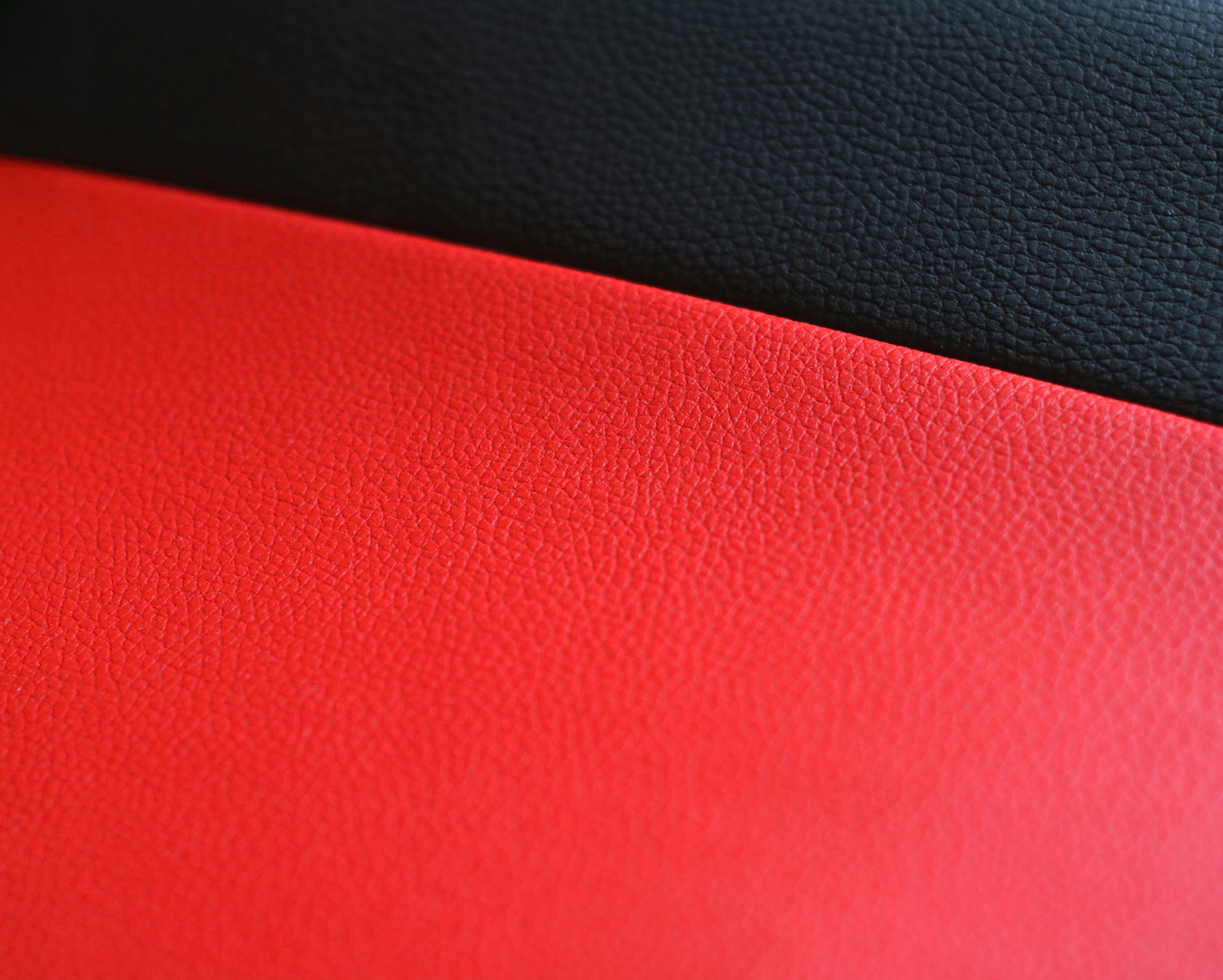 SKÓRZANE POKROWCE MIAROWE SAMOCHODOWE KOMPLET NA FOTELE do MERCEDES GLA II Model Pelle